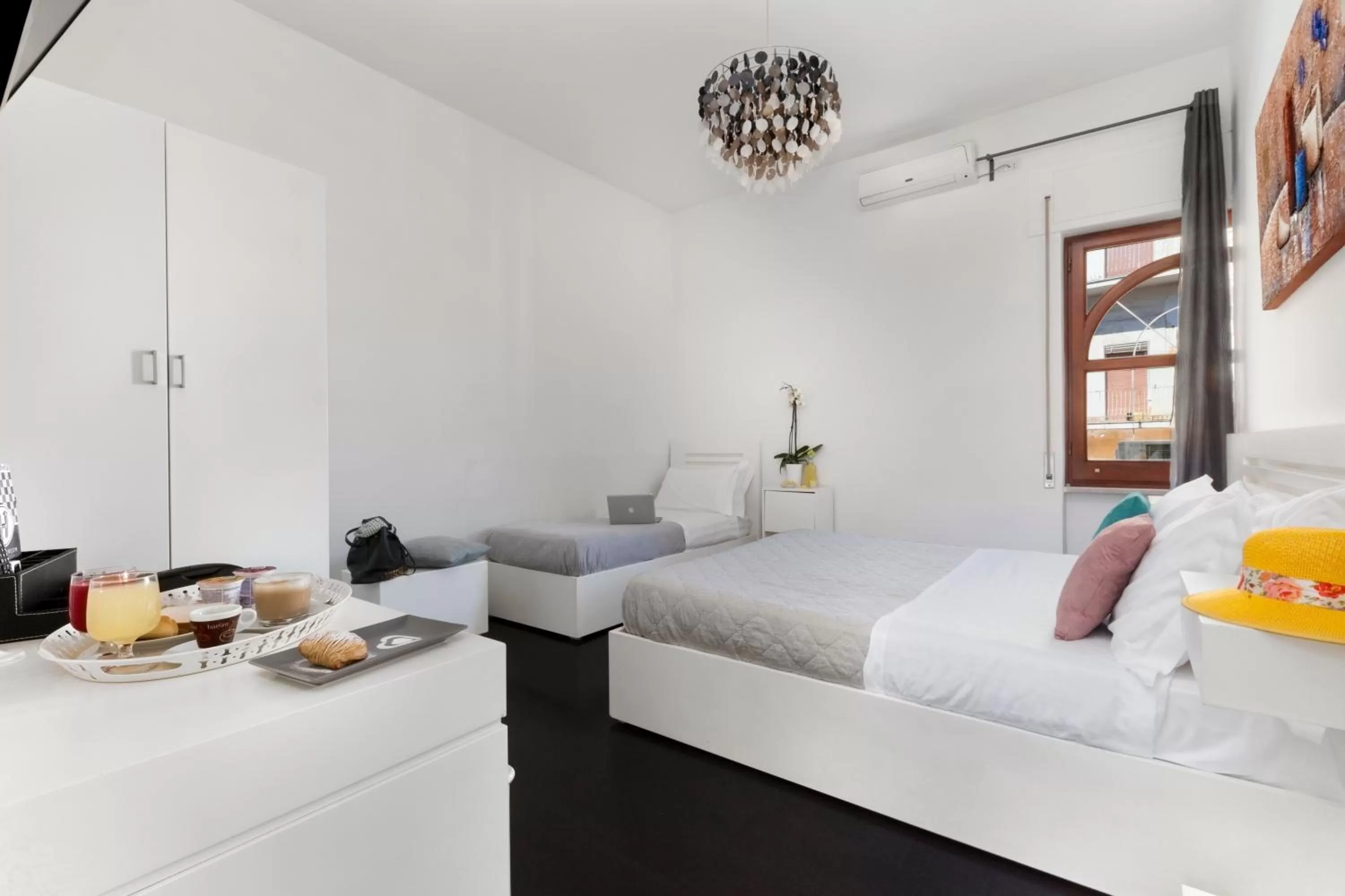 Bed in Hotel Herculaneum