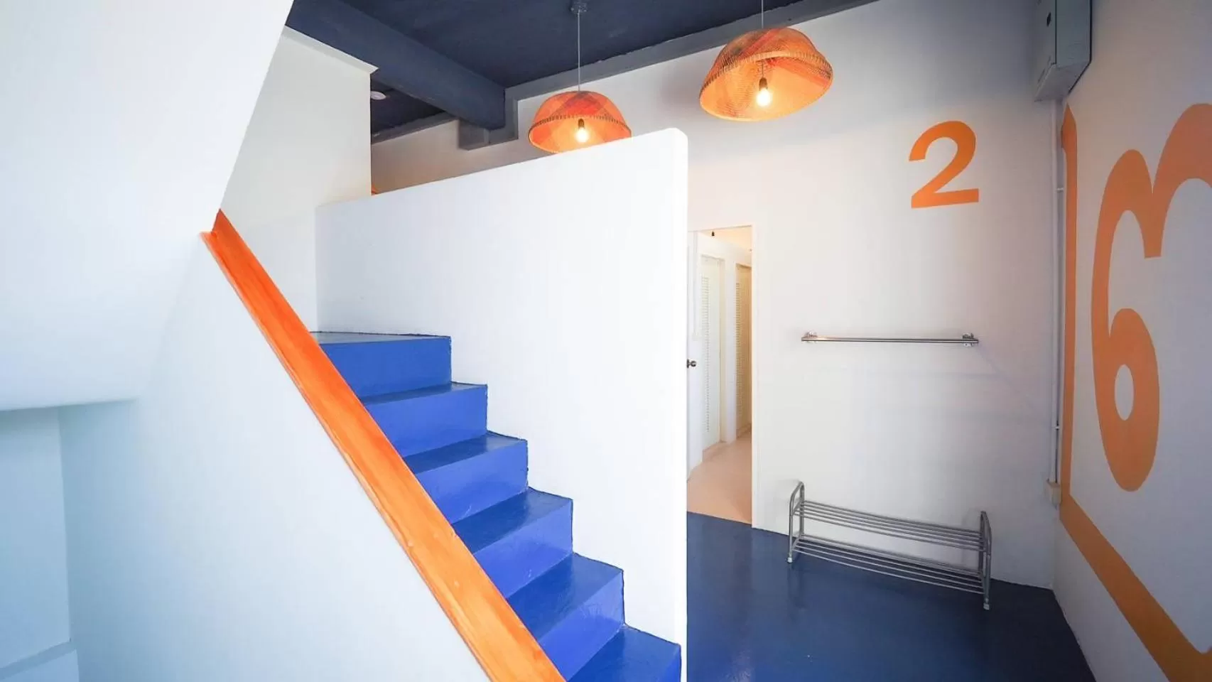 Area and facilities in Hoft Hostel Bangkok