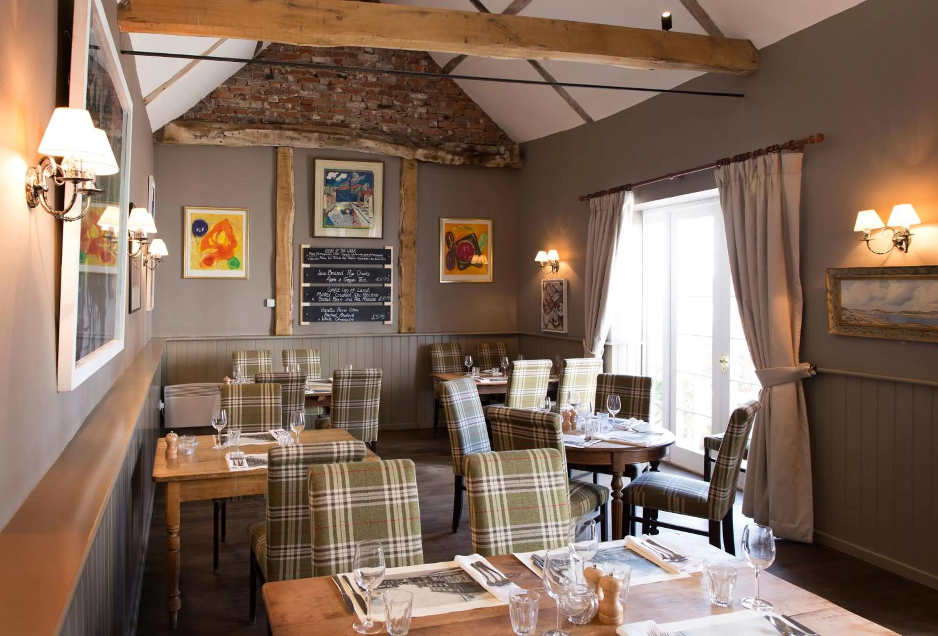 Restaurant/places to eat in The Loddon Swan