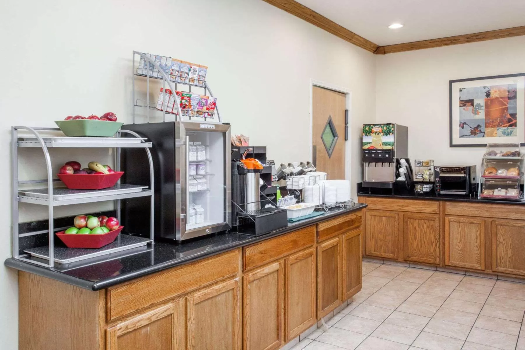 Buffet breakfast in Hawthorn Extended Stay by Wyndham Decatur