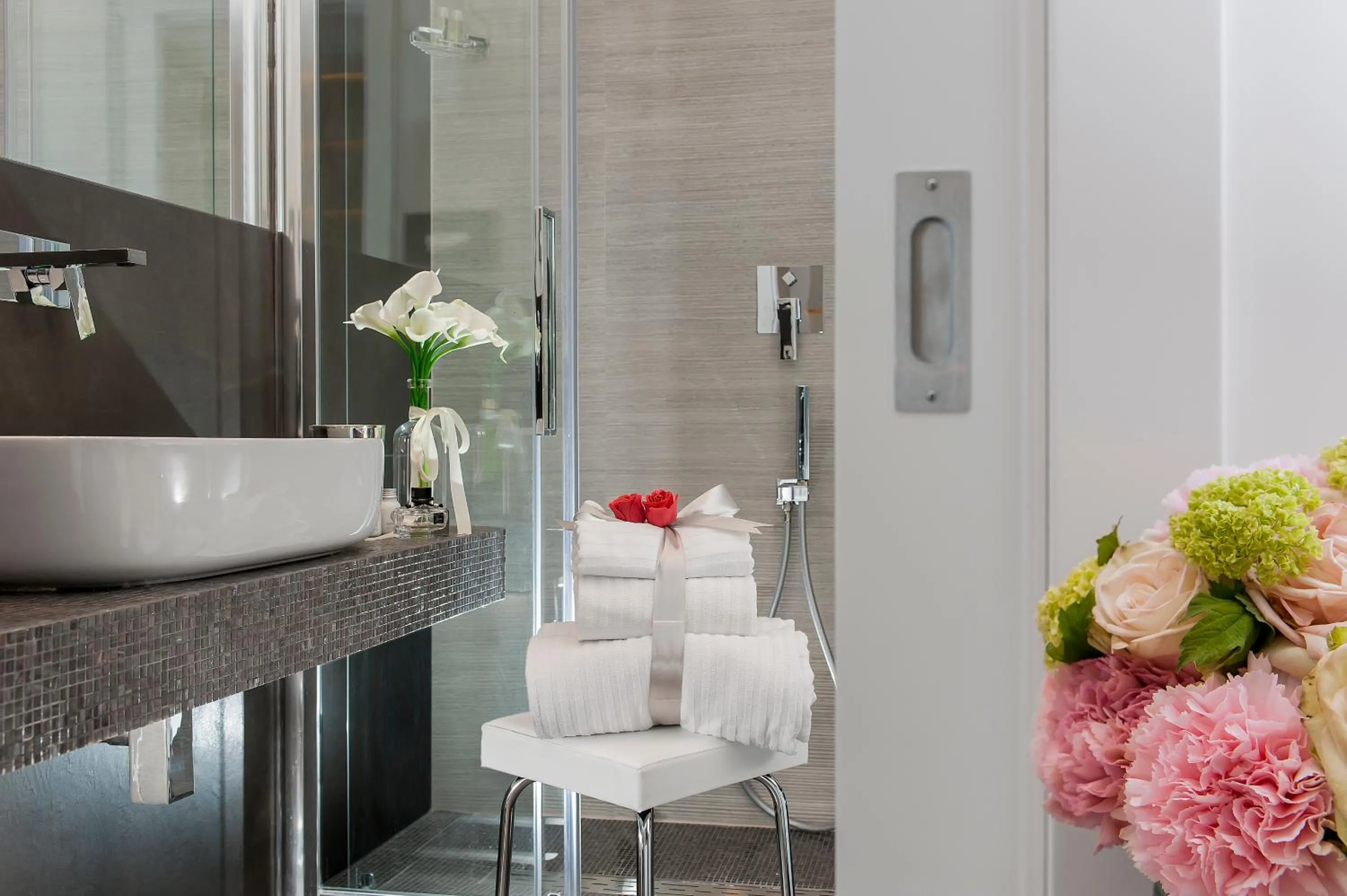 Bathroom in Vatican Style