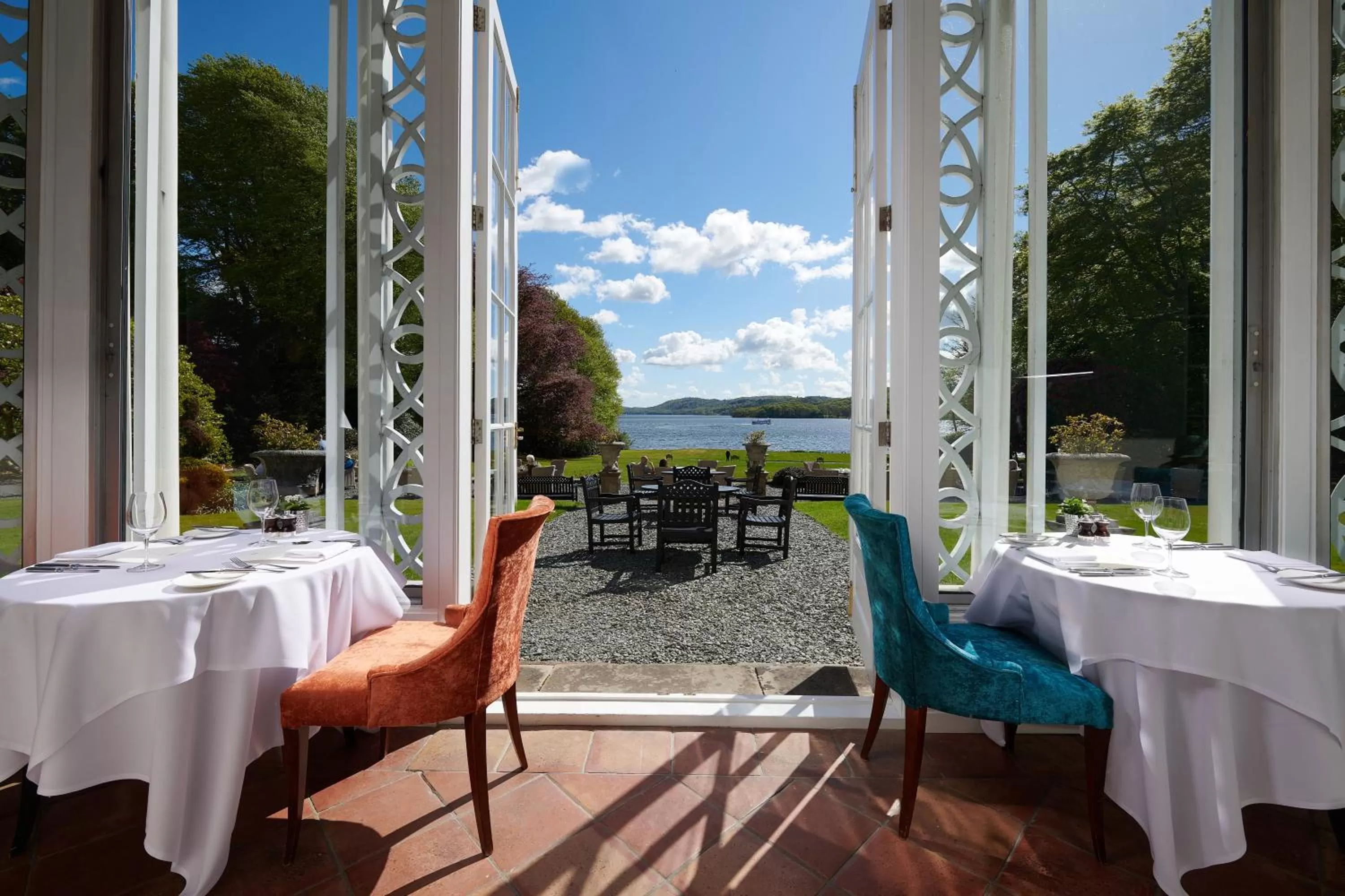 Restaurant/places to eat in Storrs Hall Hotel on the shore of Lake Windermere