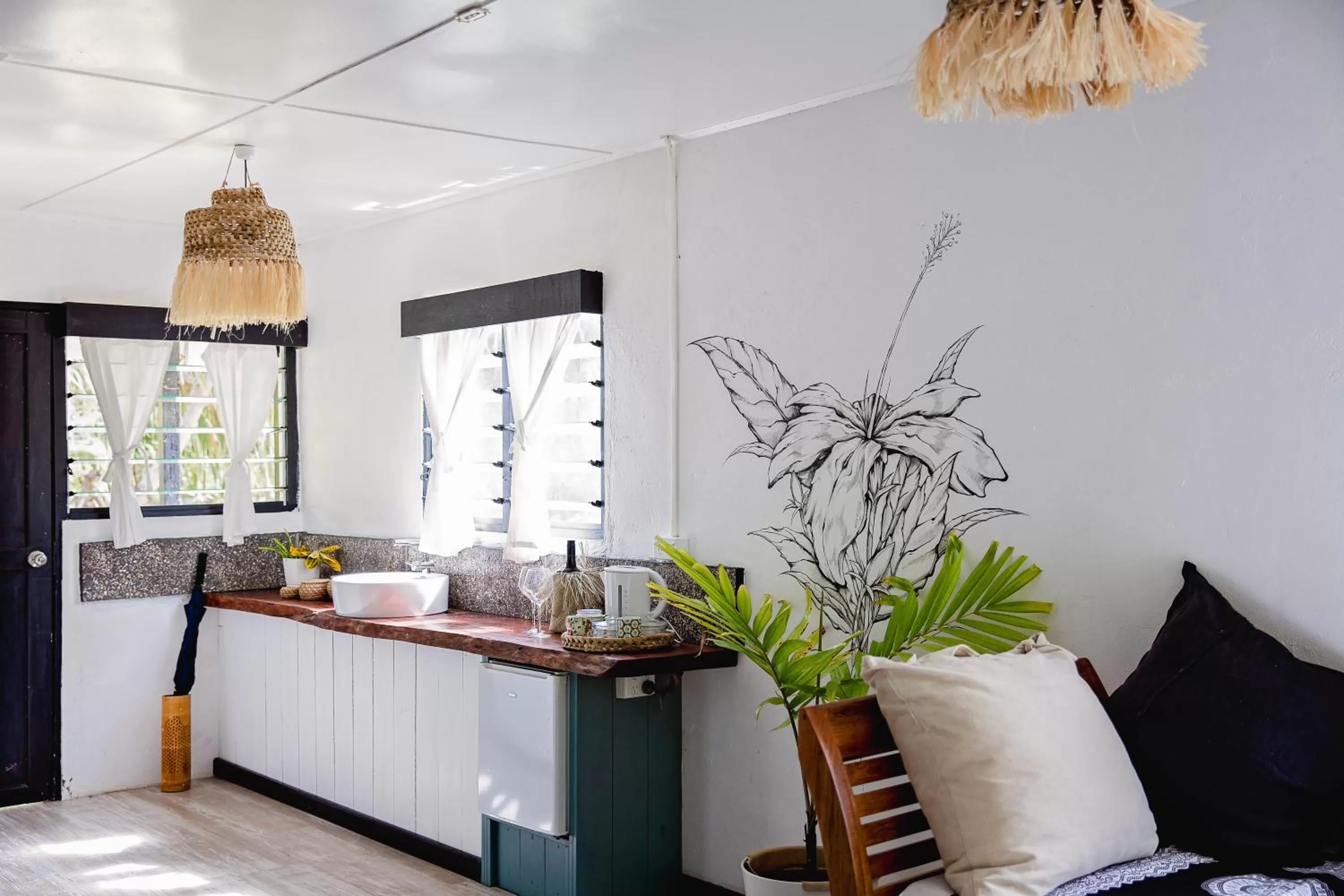 Coffee/tea facilities in Turtle Bay Lodge