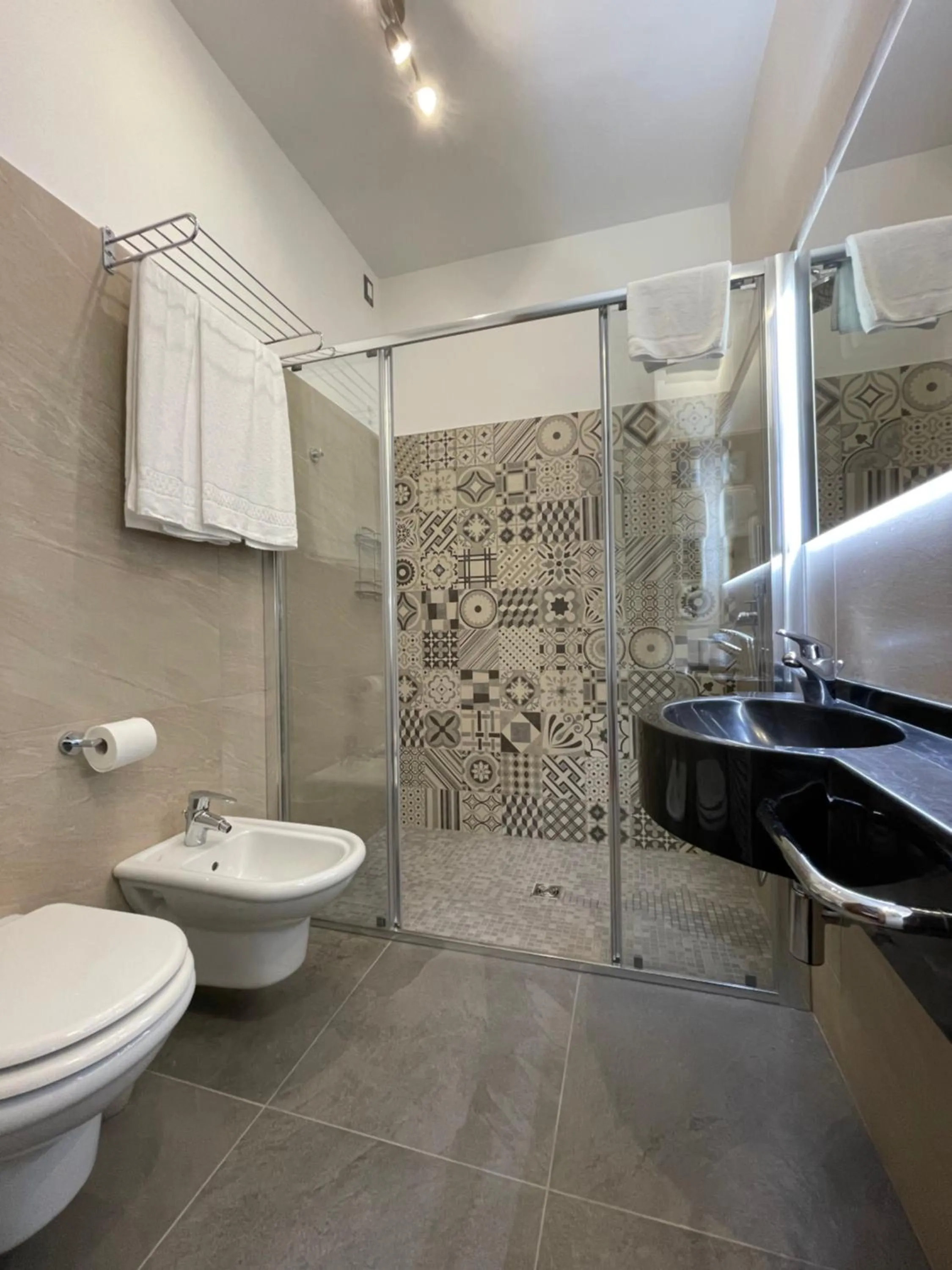 Bathroom in Hotel Rabay