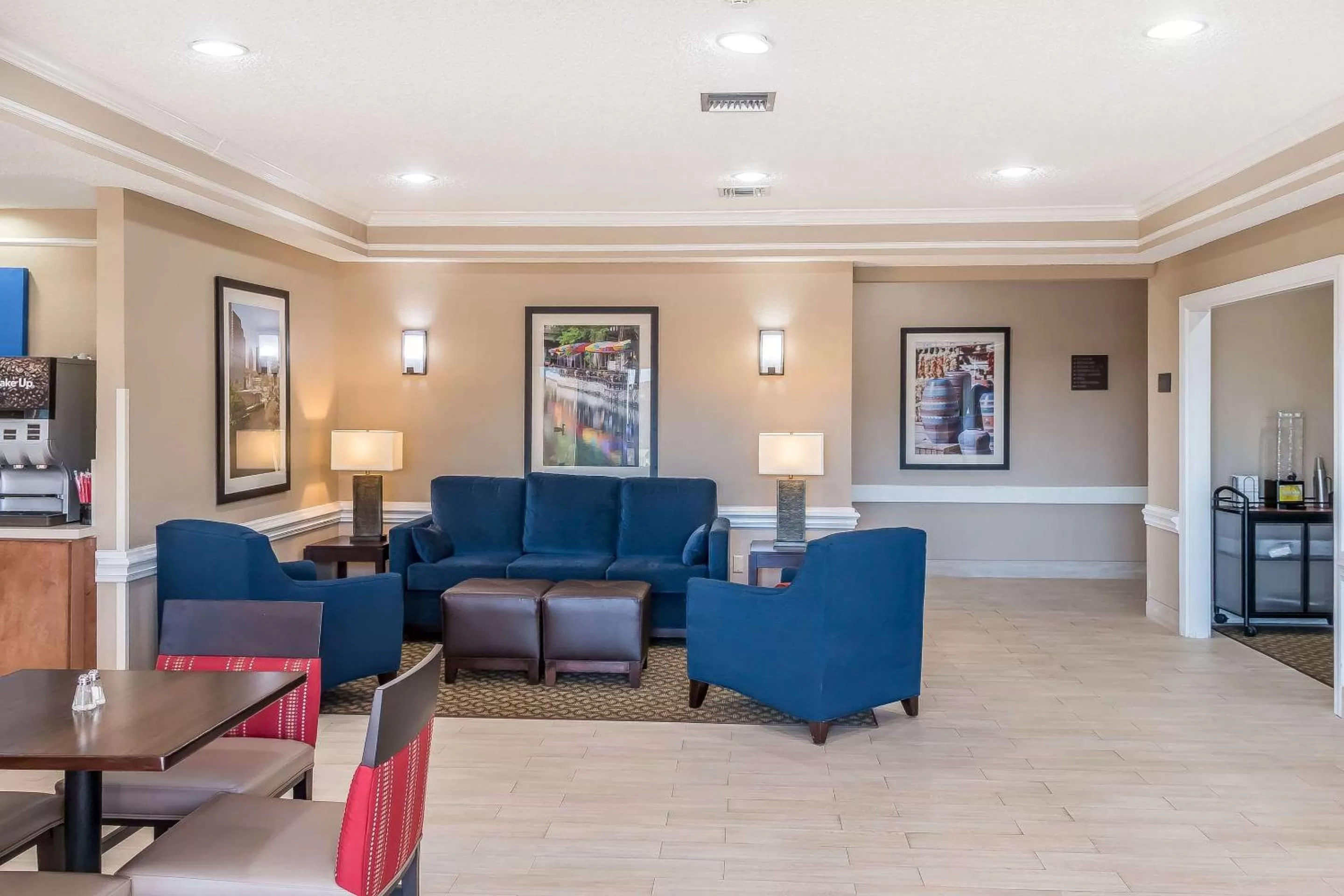 Lobby or reception in Comfort Inn near Frost Bank Center