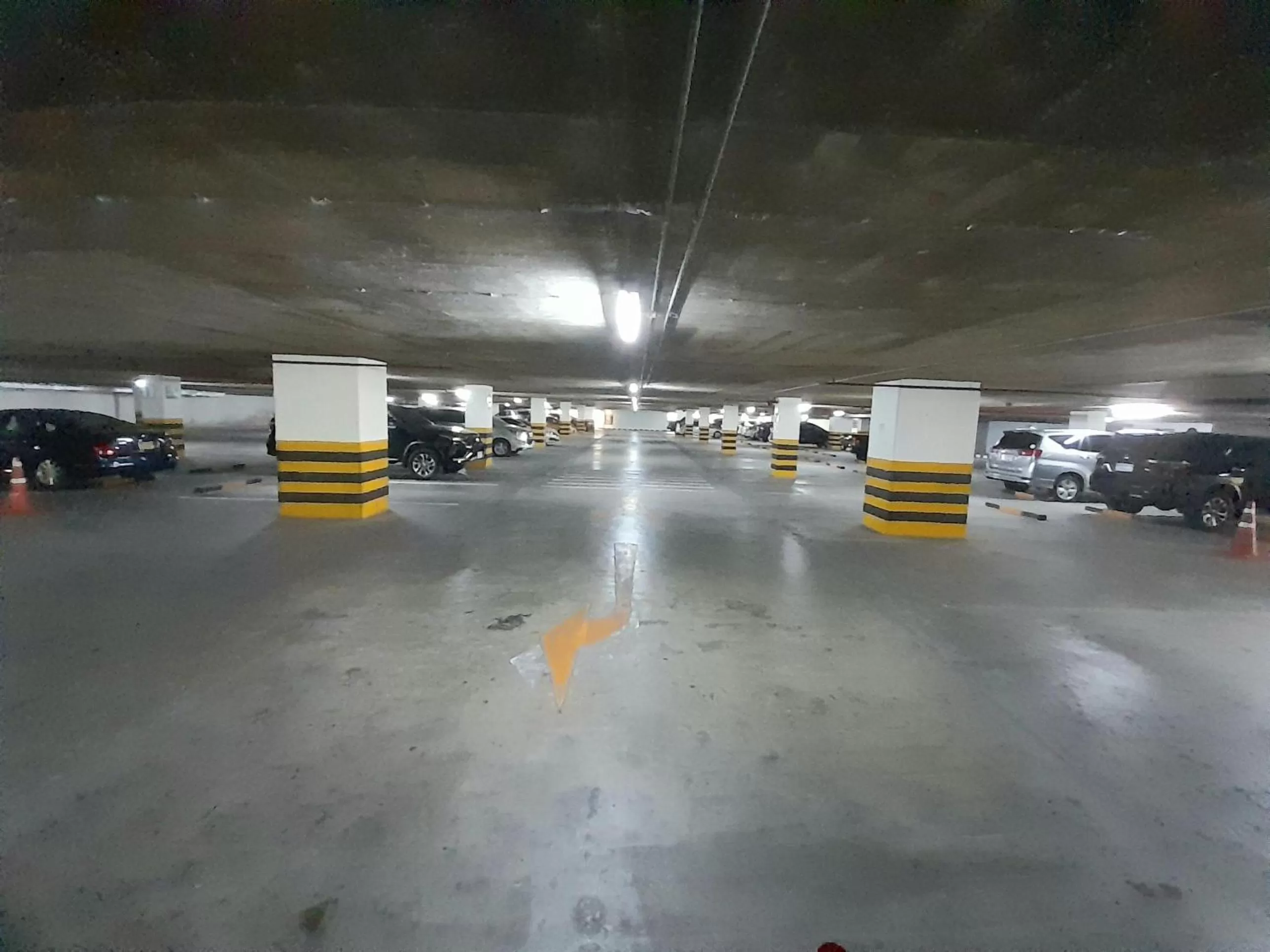 Parking in Chatrium Sathon Bangkok