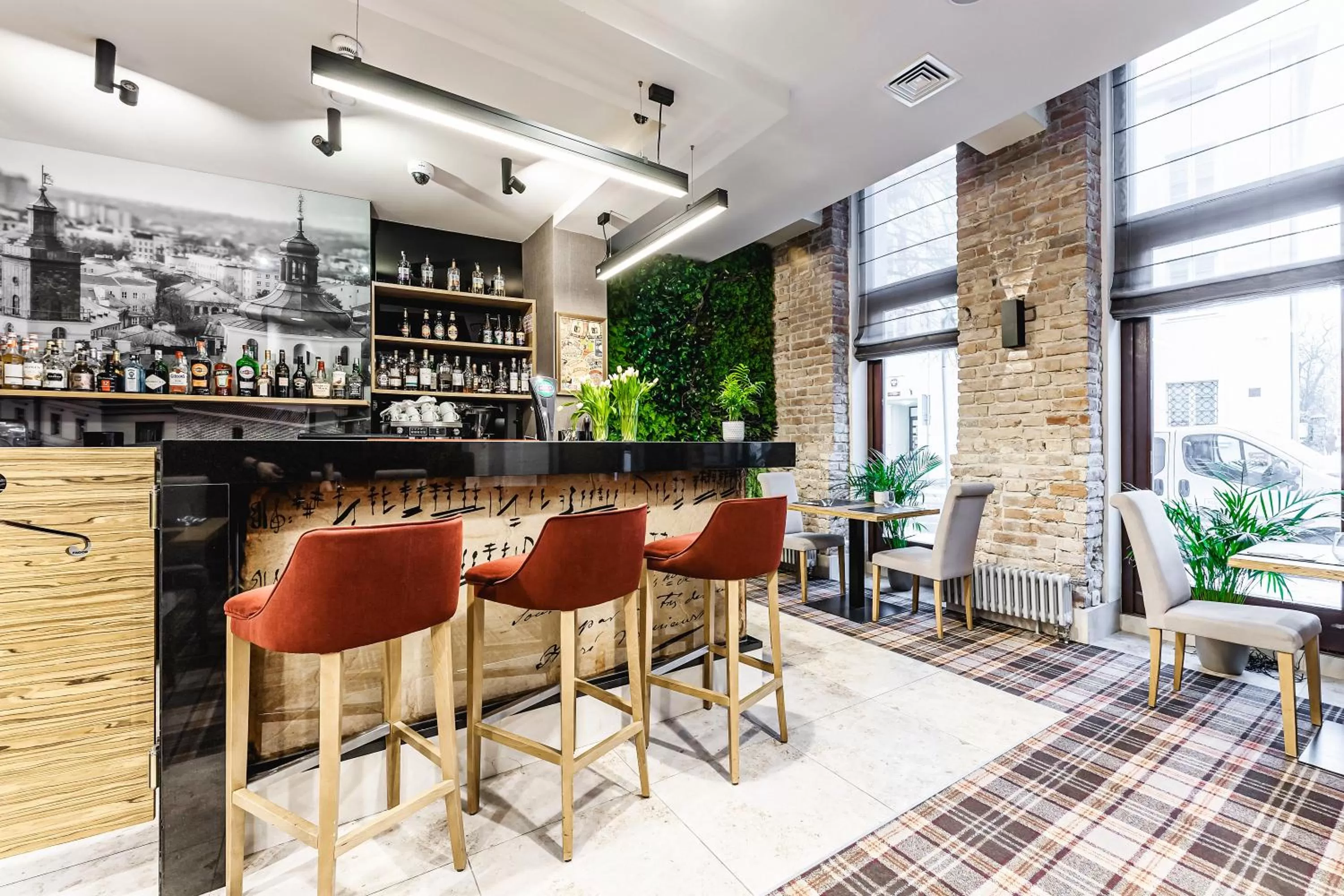 Restaurant/places to eat in Hotel Wieniawski