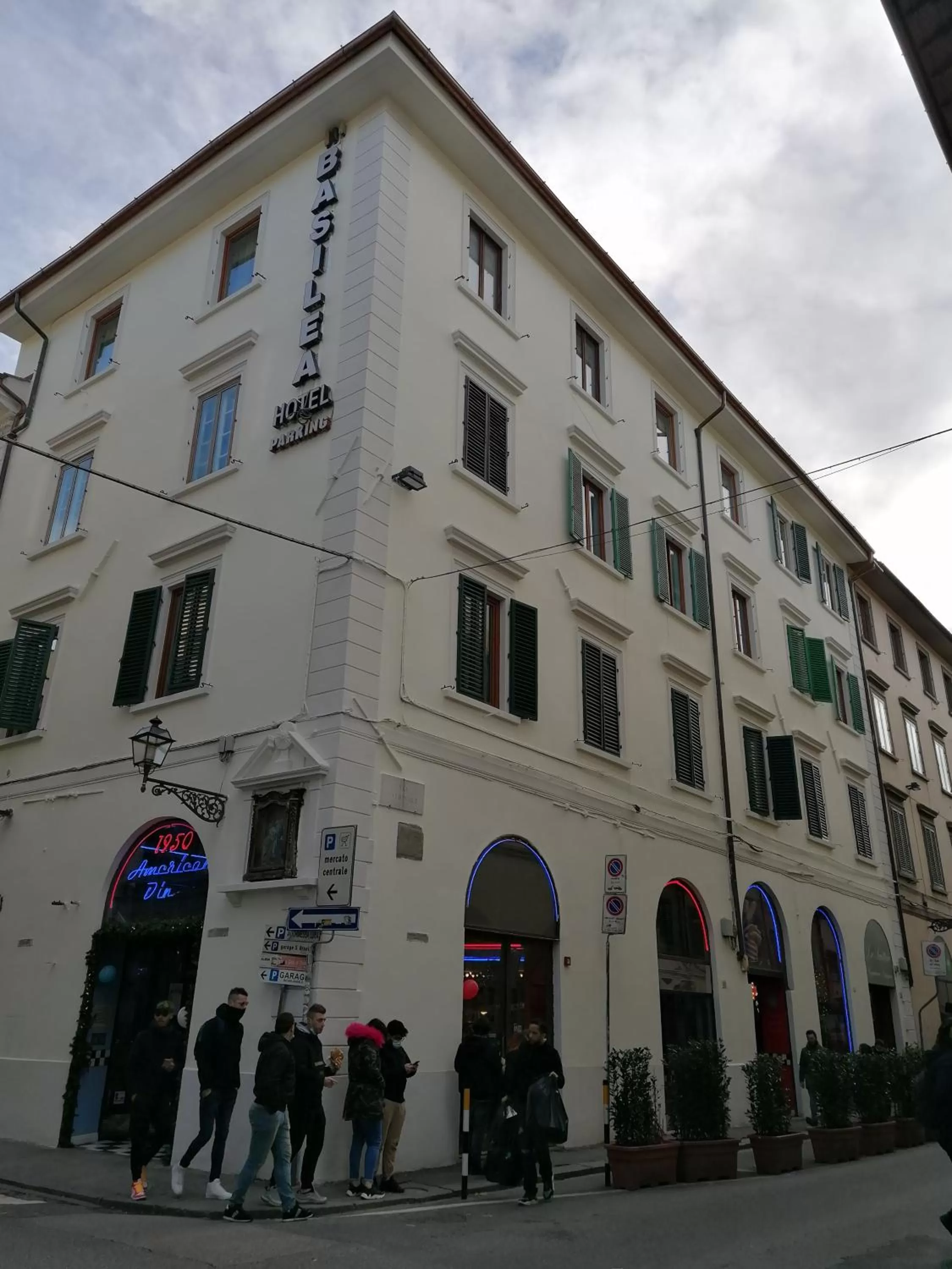 Property building in Cicerone Guest House