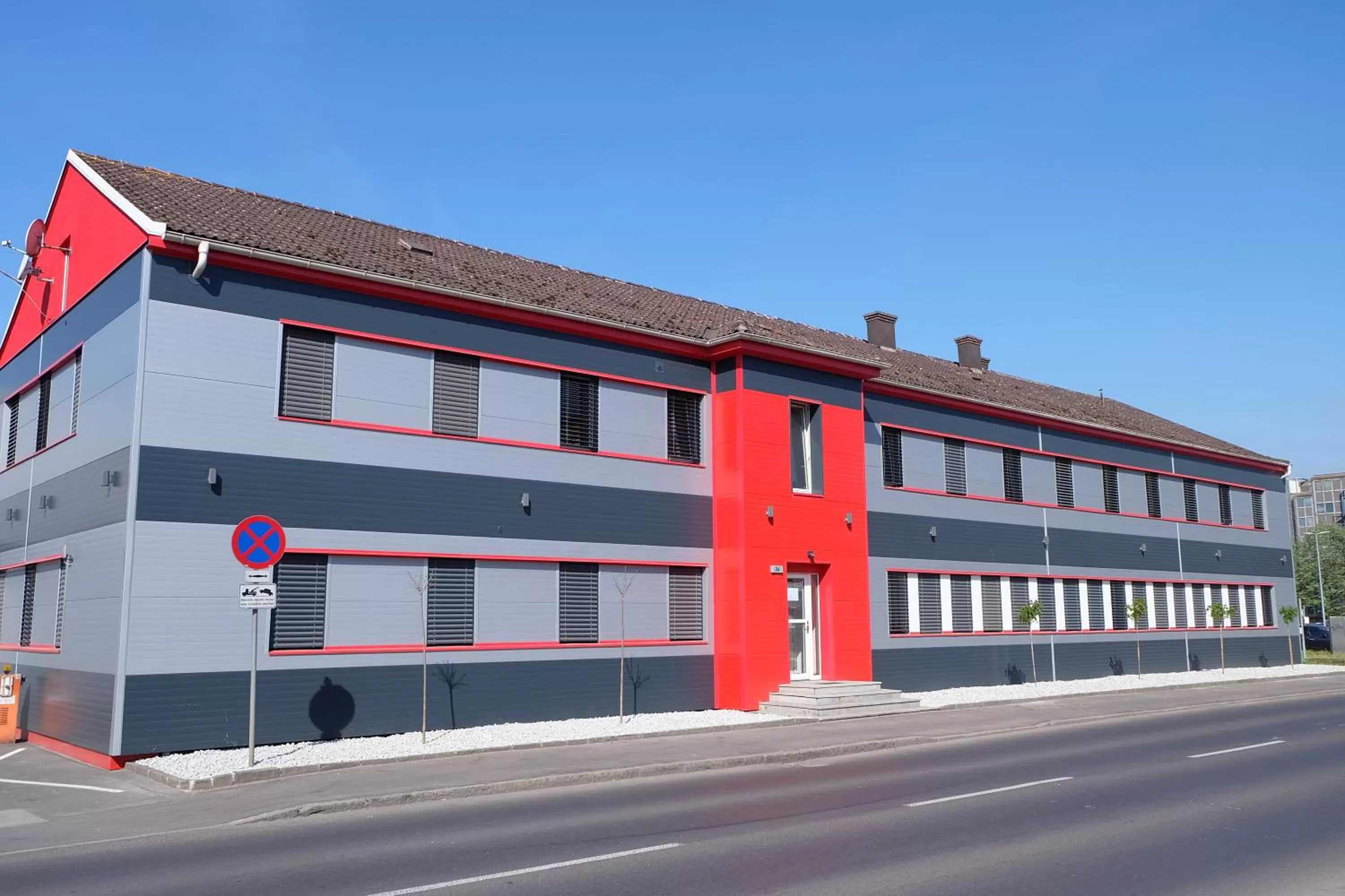 Property building in Montagehotel Bed & Steel