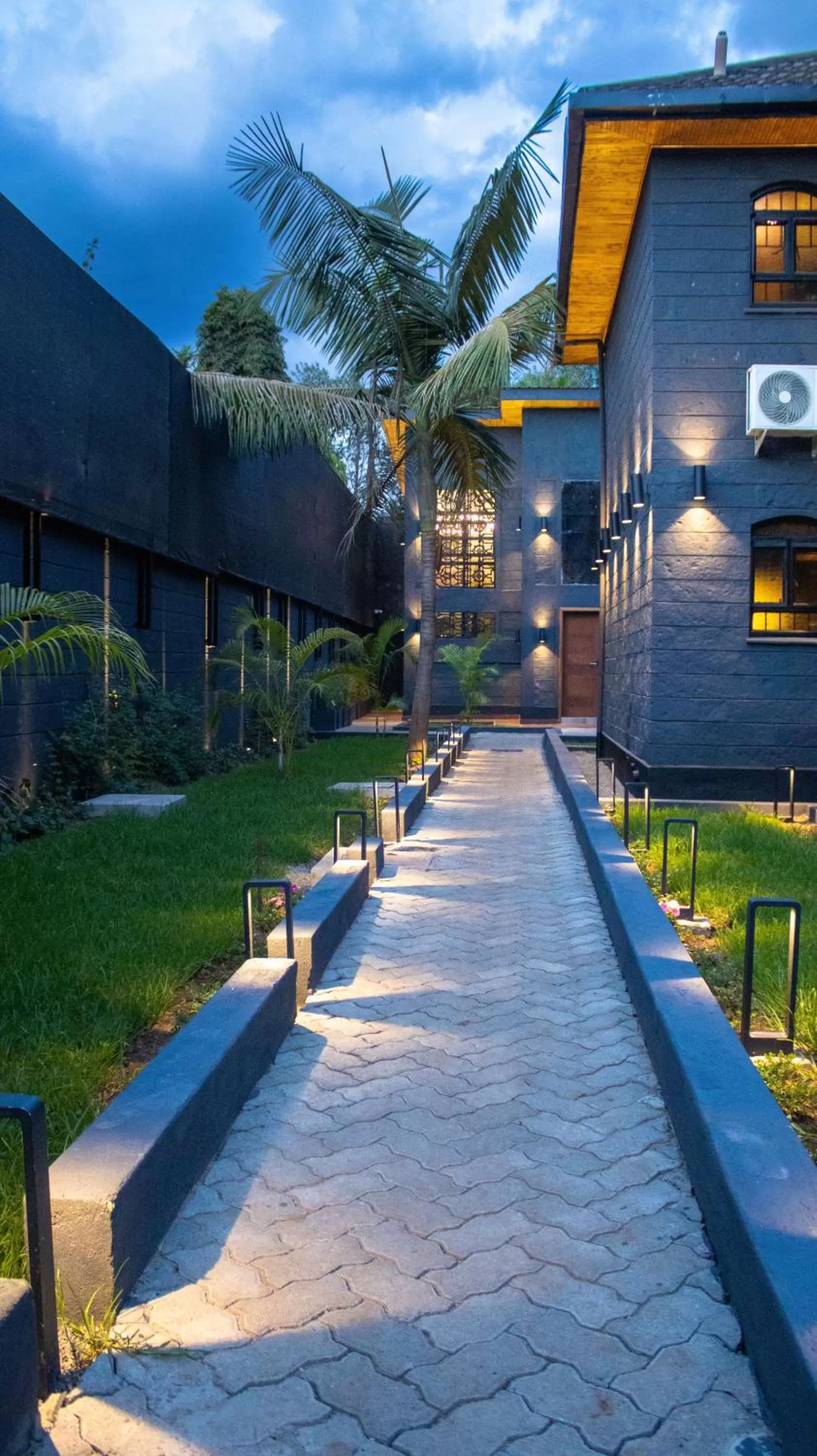 Property building, Swimming Pool in Gigiri Lion Villas II