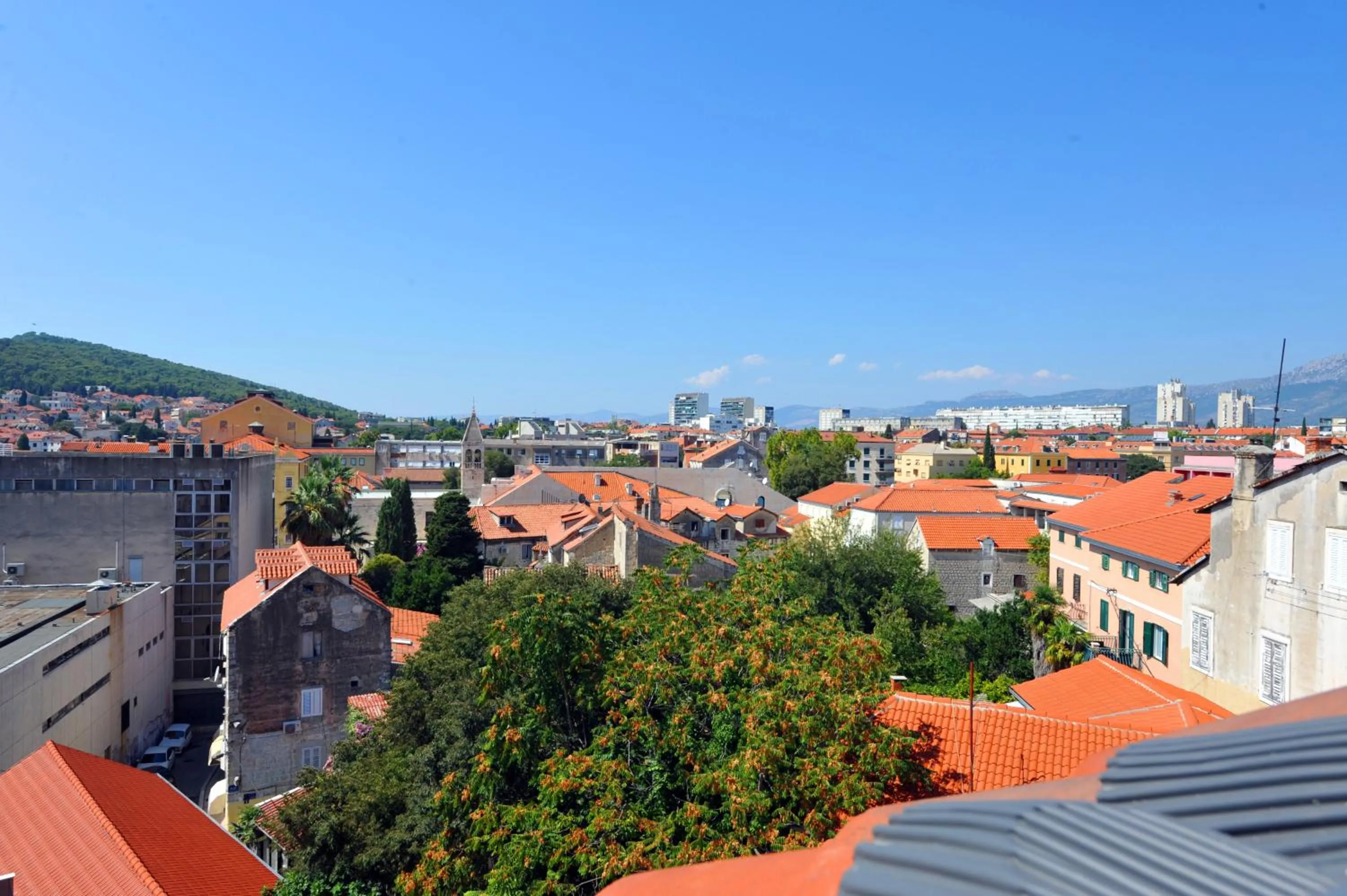 Day in Luxury Rooms Nirvana