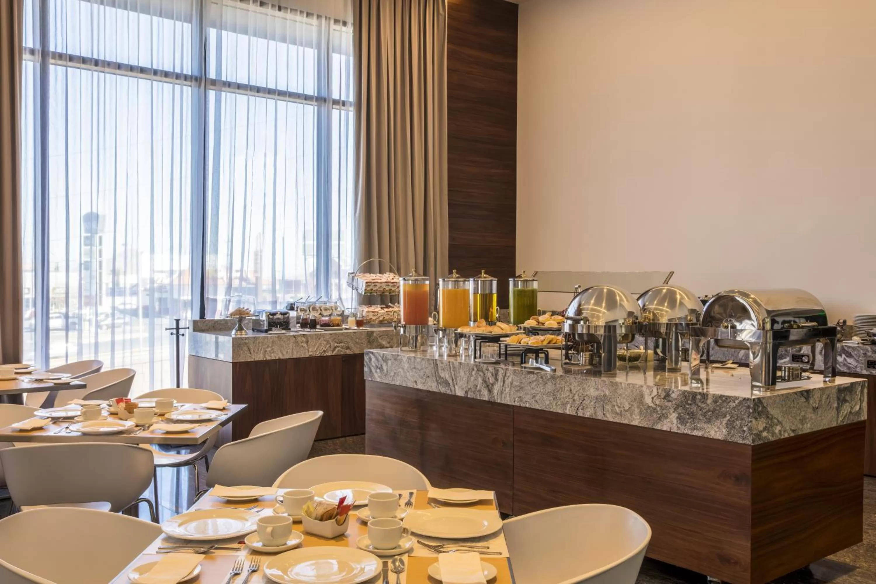 Restaurant/places to eat in Fiesta Inn Chihuahua Fashion Mall