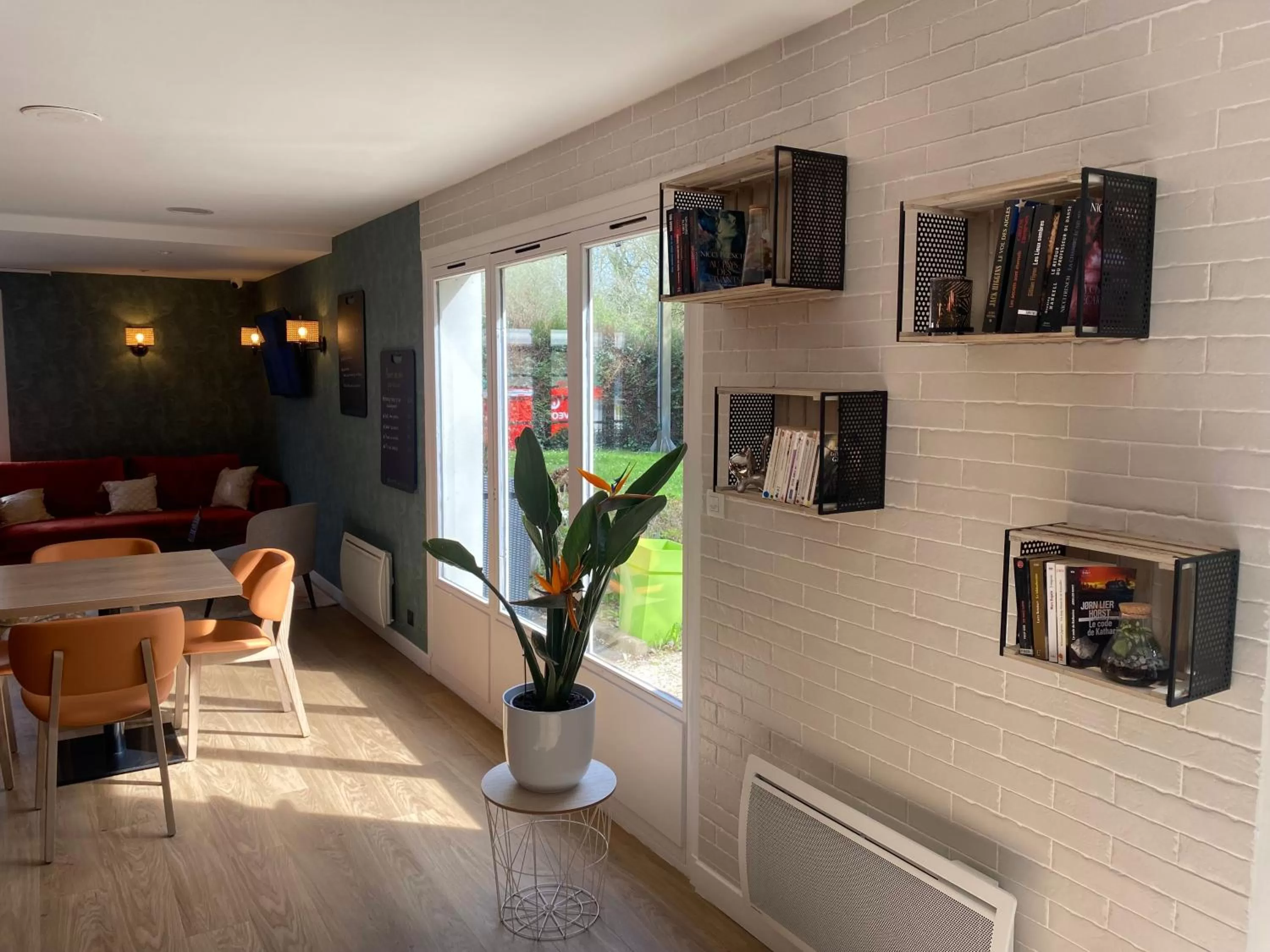 Restaurant/places to eat in Campanile Nantes ~ Rezé Aéroport