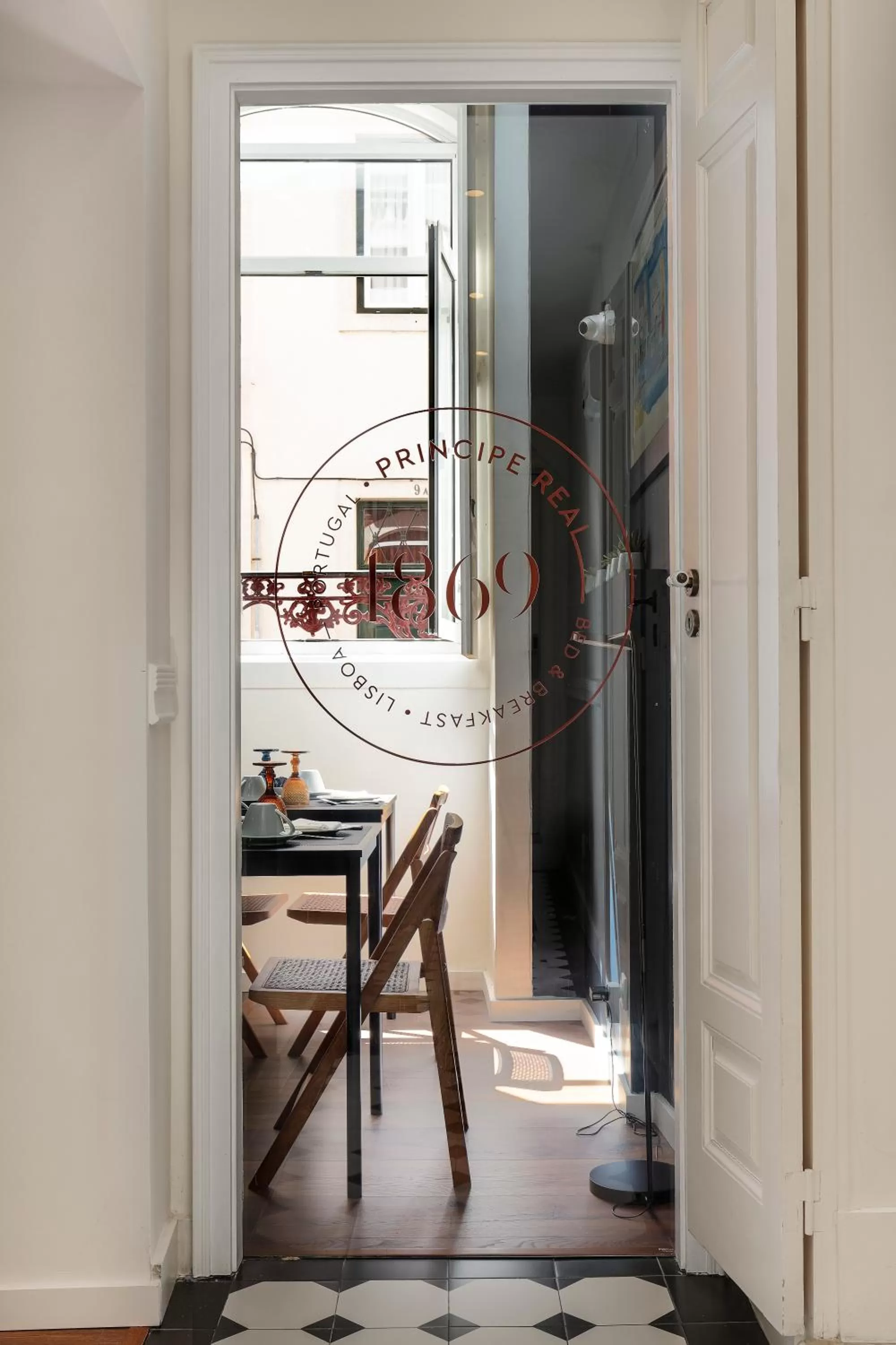 Decorative detail in 1869 Príncipe Real House