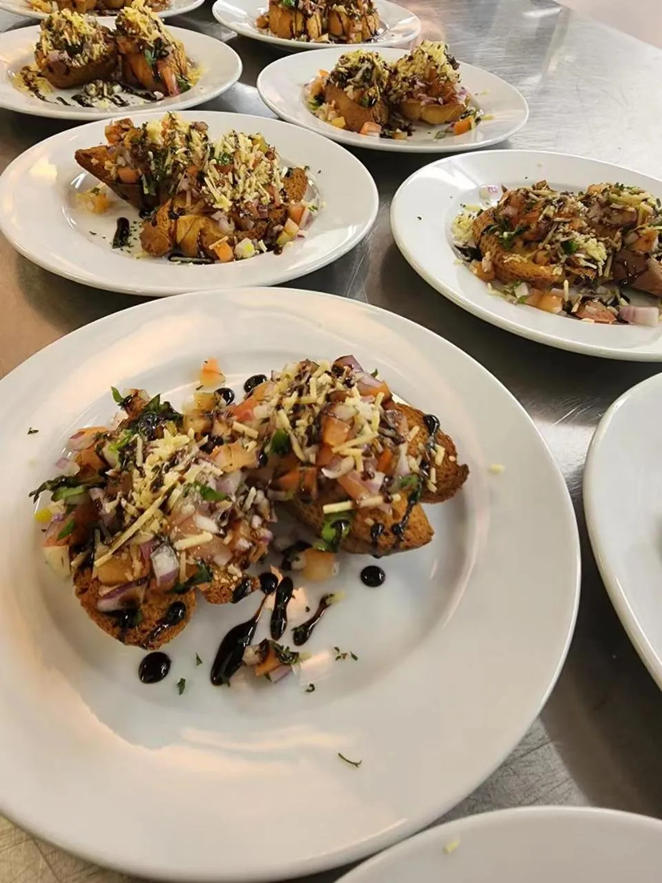 Restaurant/places to eat in Sir Francis Drake