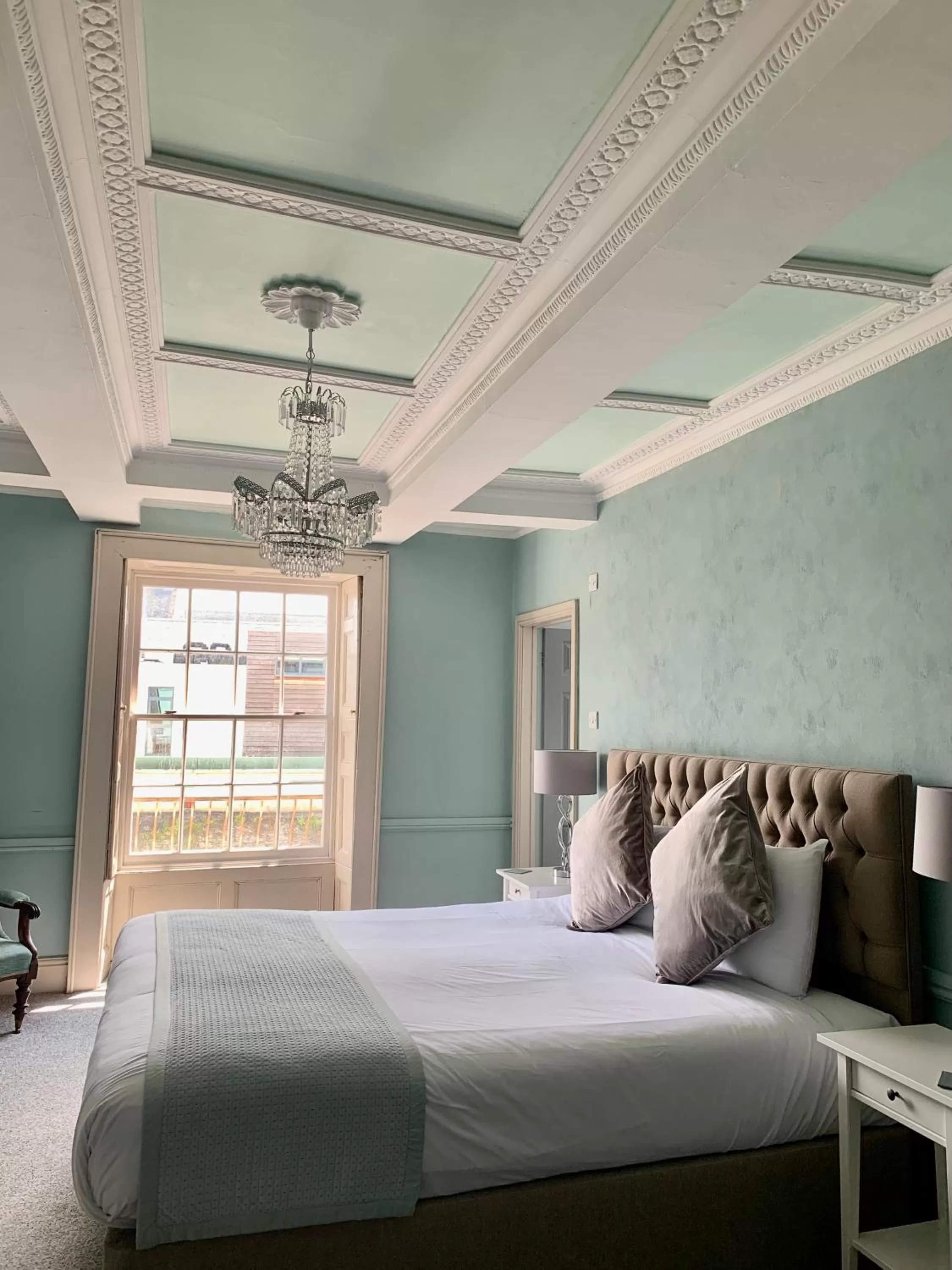 Bed in The Beacons Guest House