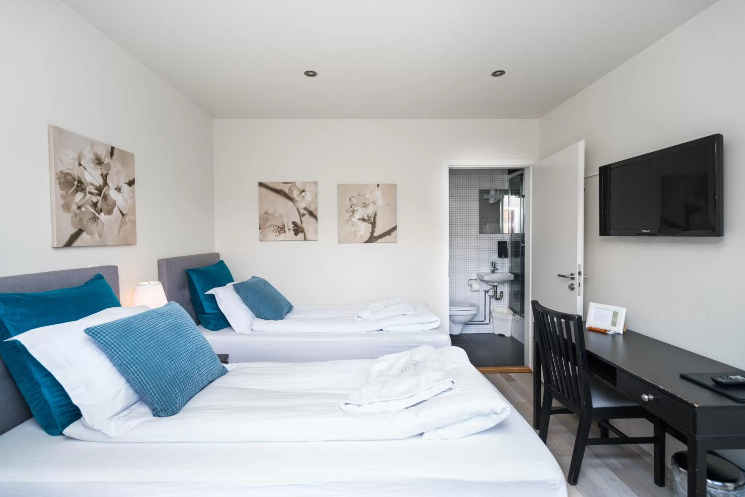 Bed in Frost and Fire Hotel