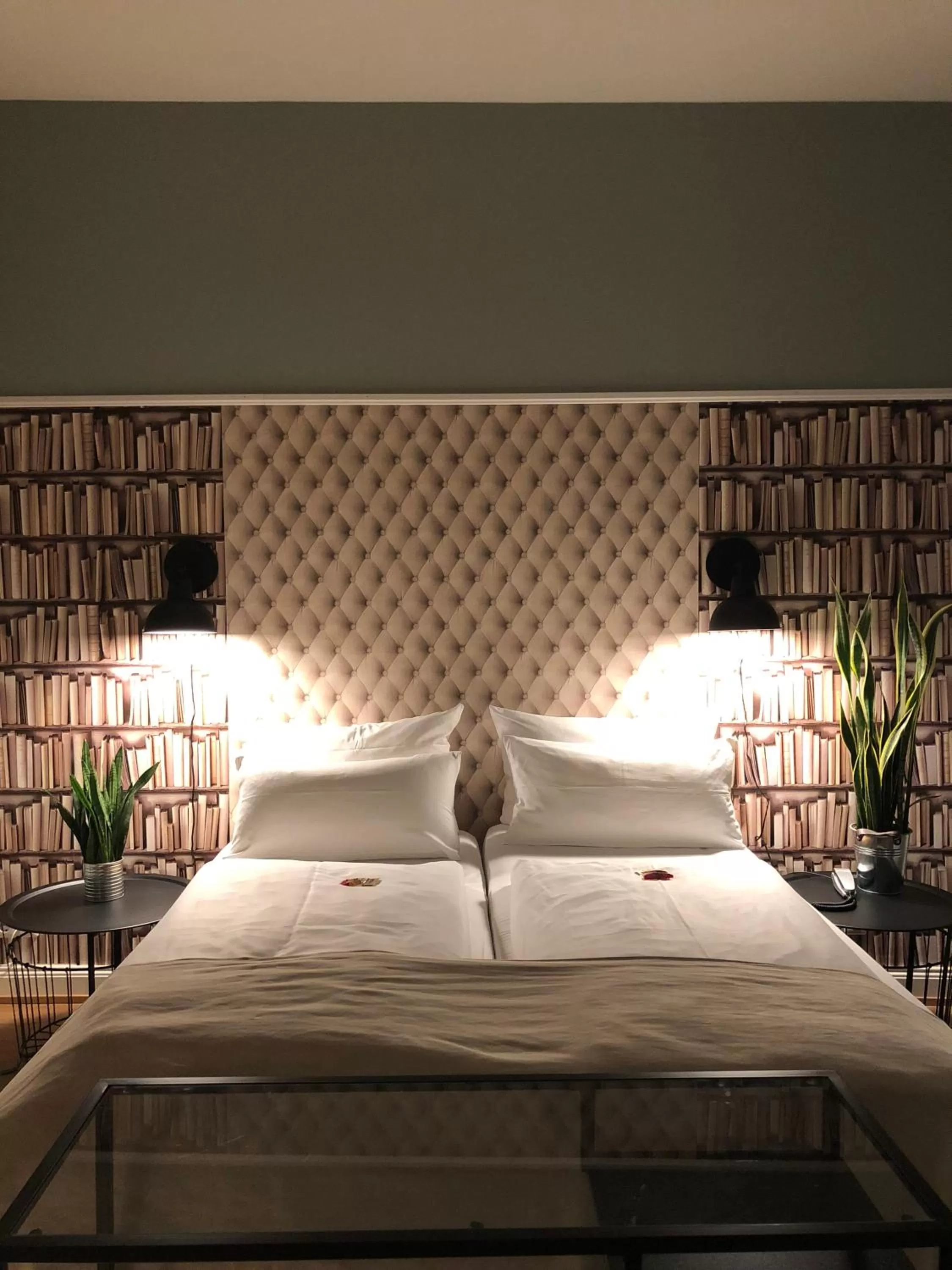 Bed in Hotel Zur Alten Brücke