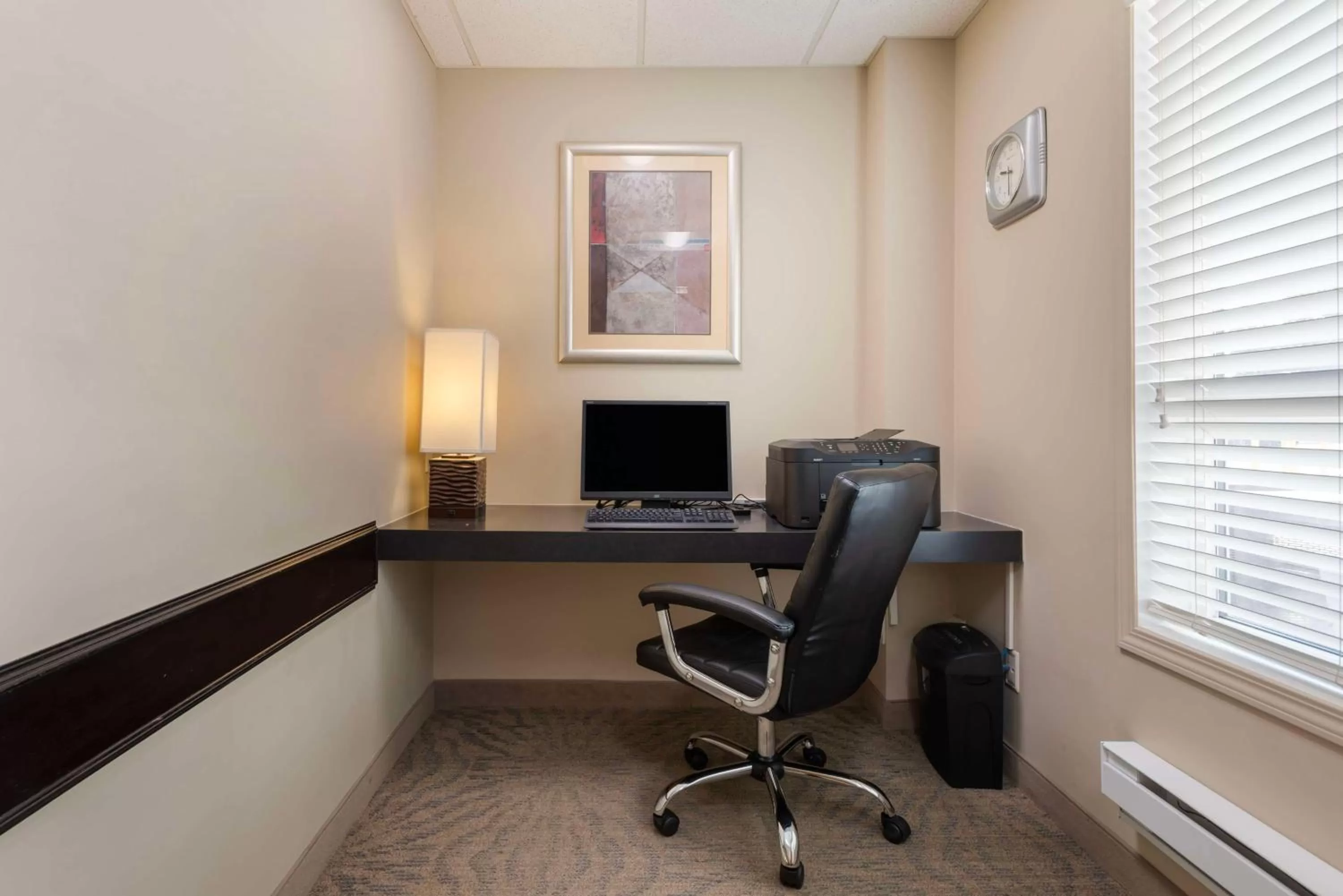 Business facilities in Best Western Rocky Mountain House Inn & Suites