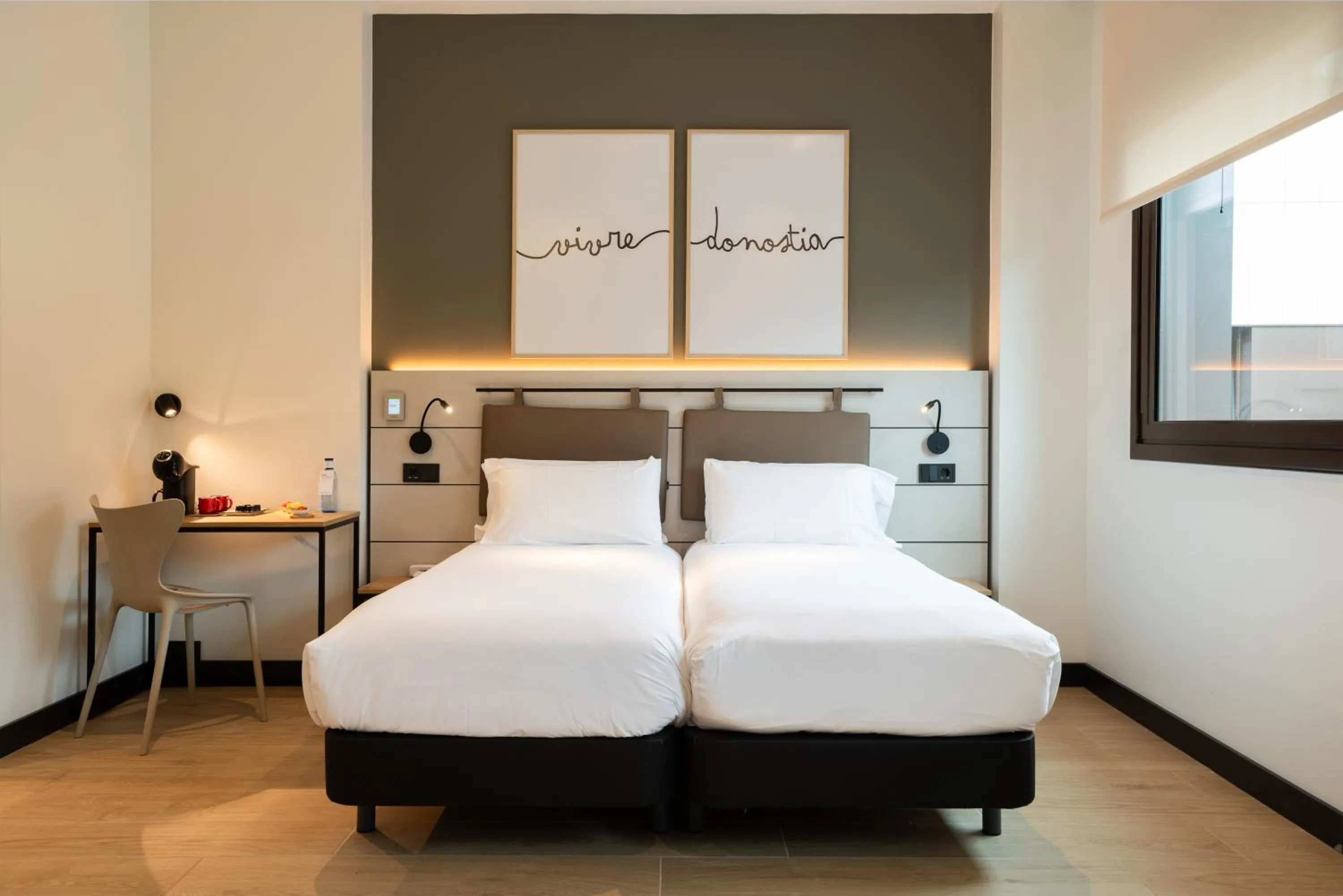 Bed in Hotel Bed4U San Sebasti