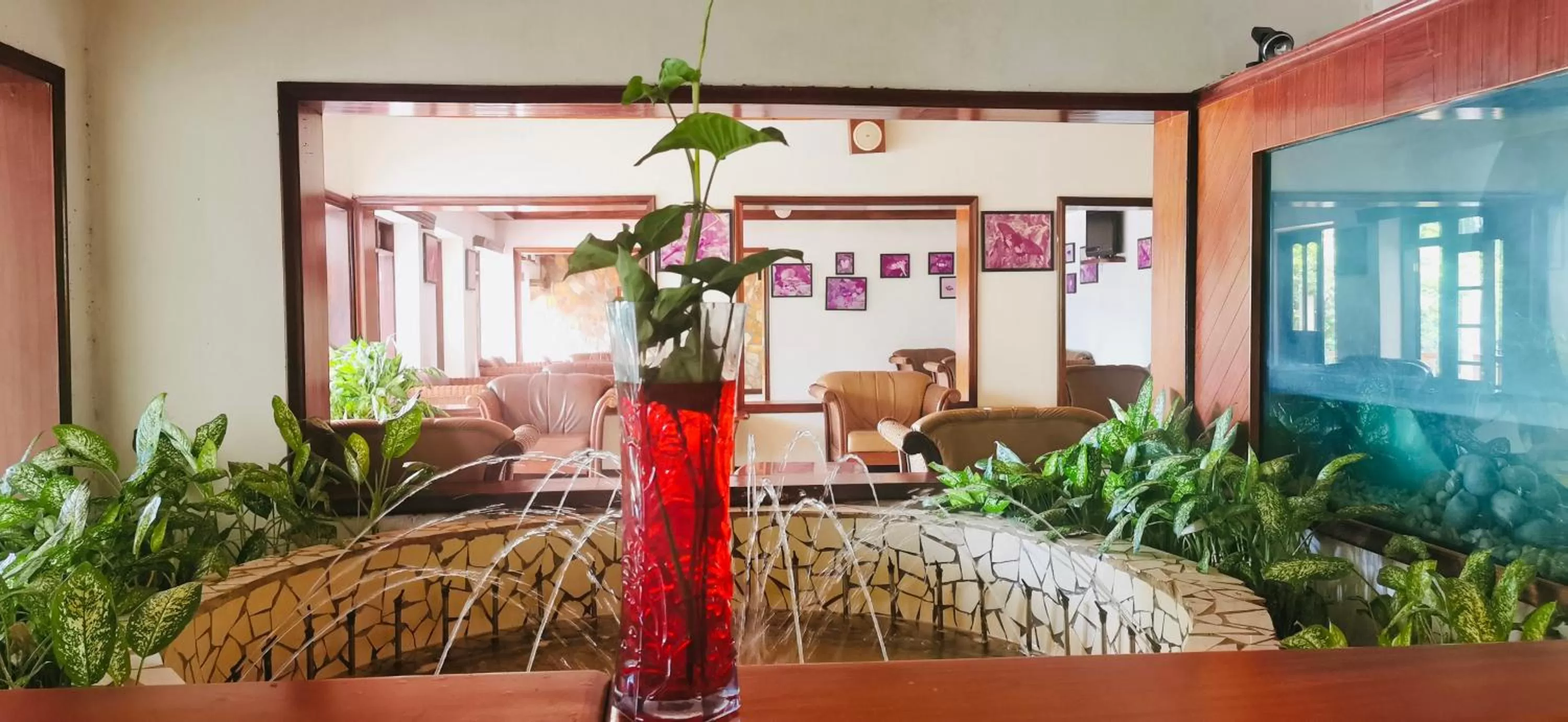 Lounge or bar in Jinja Nile Resort