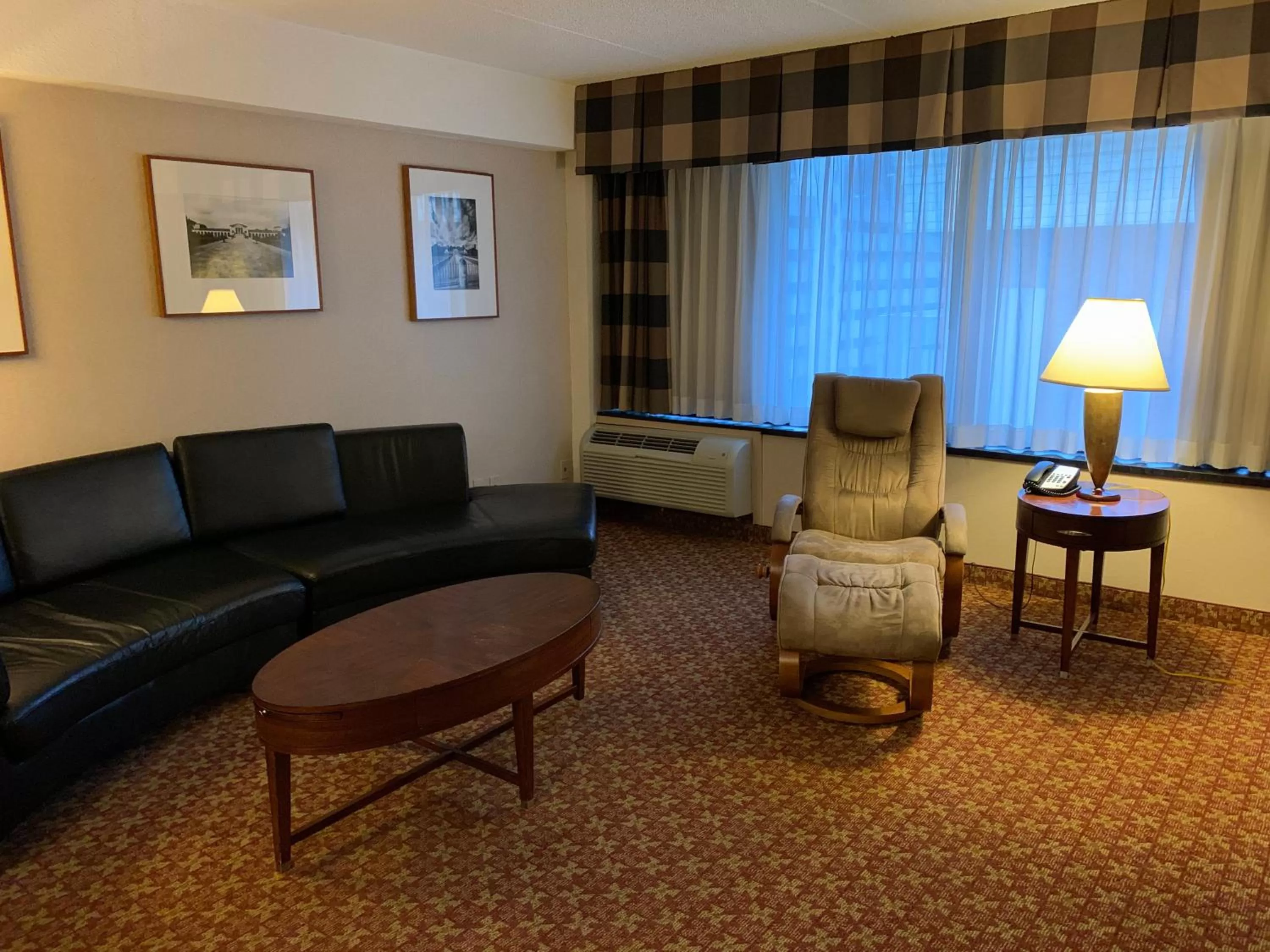 Photo of the whole room in Holiday Inn Johnstown-Downtown by IHG