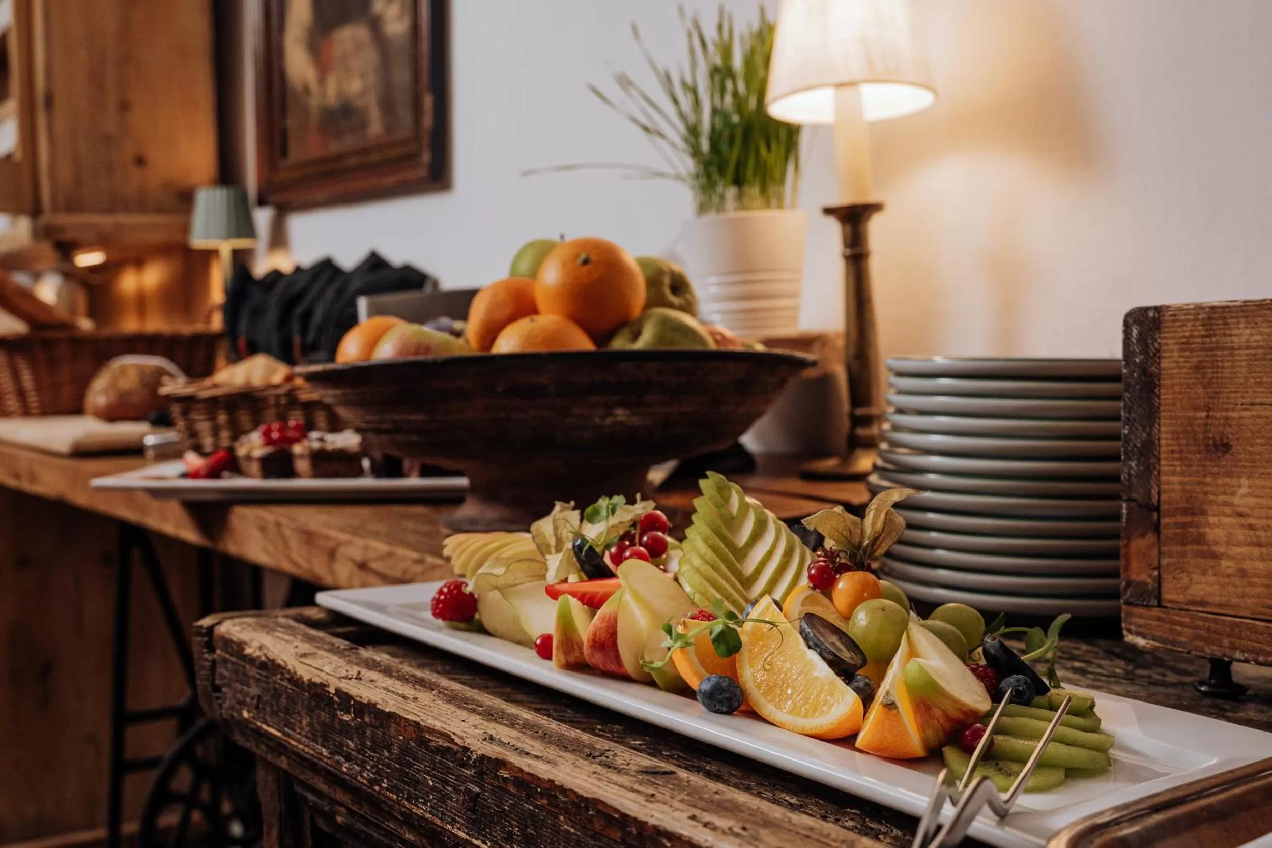 Buffet breakfast in Der Schlosswirt zu Anif - Biedermeierhotel und Restaurant
