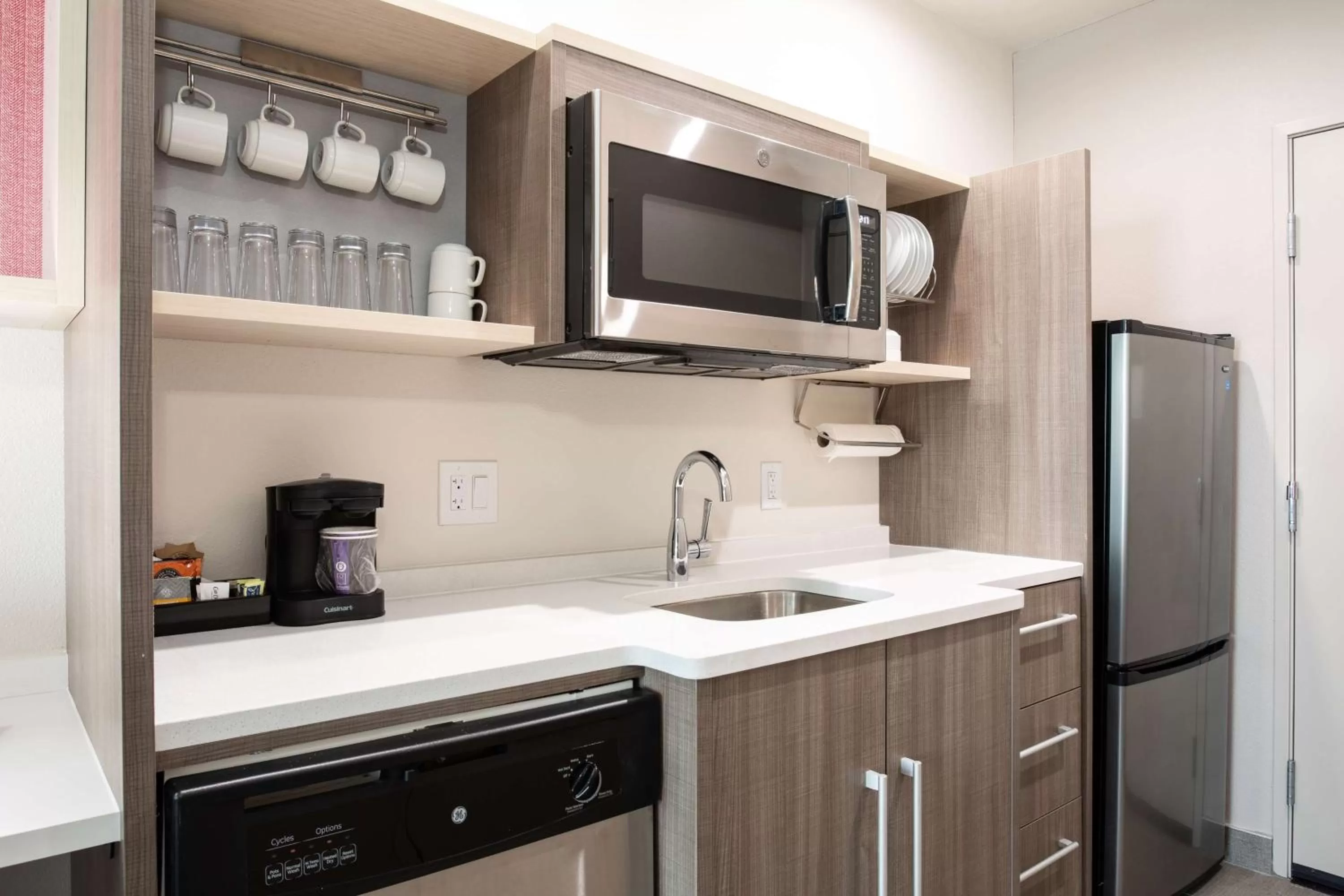 Kitchen or kitchenette in Home2 Suites by Hilton Roswell, NM