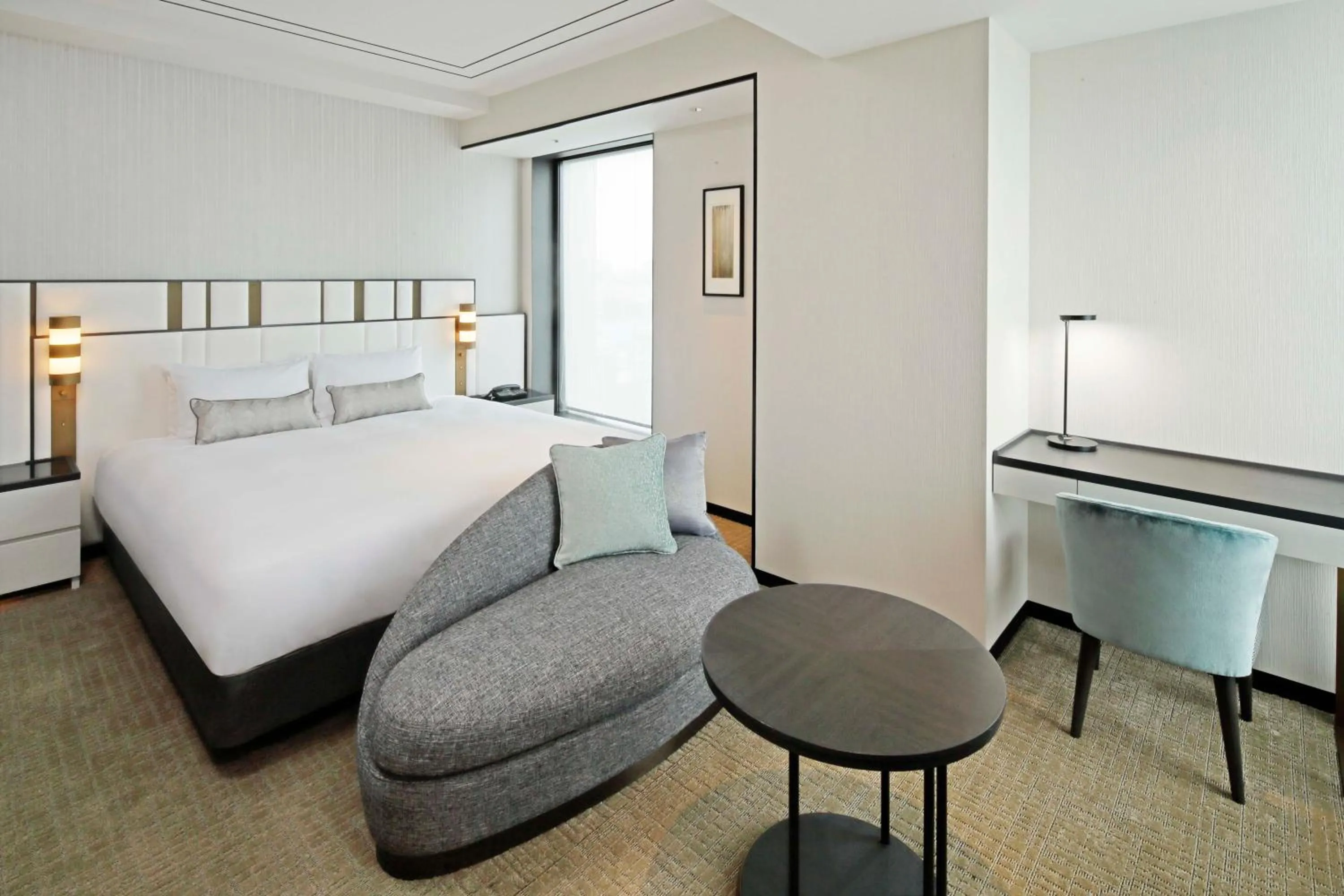 Photo of the whole room, Bed in KOKO HOTEL Premier Nihonbashi Hamacho