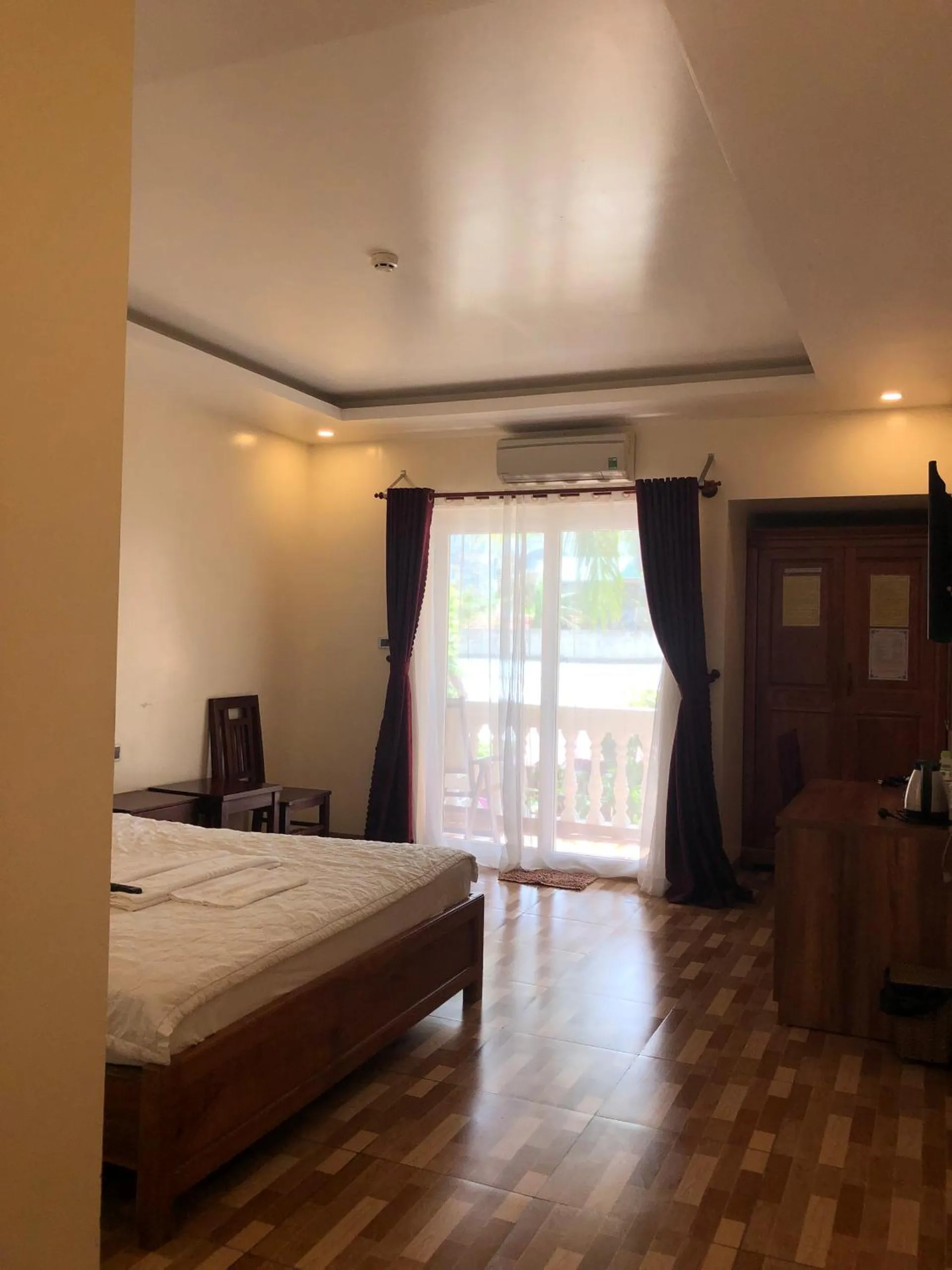 Photo of the whole room, Bed in Phuong Binh House