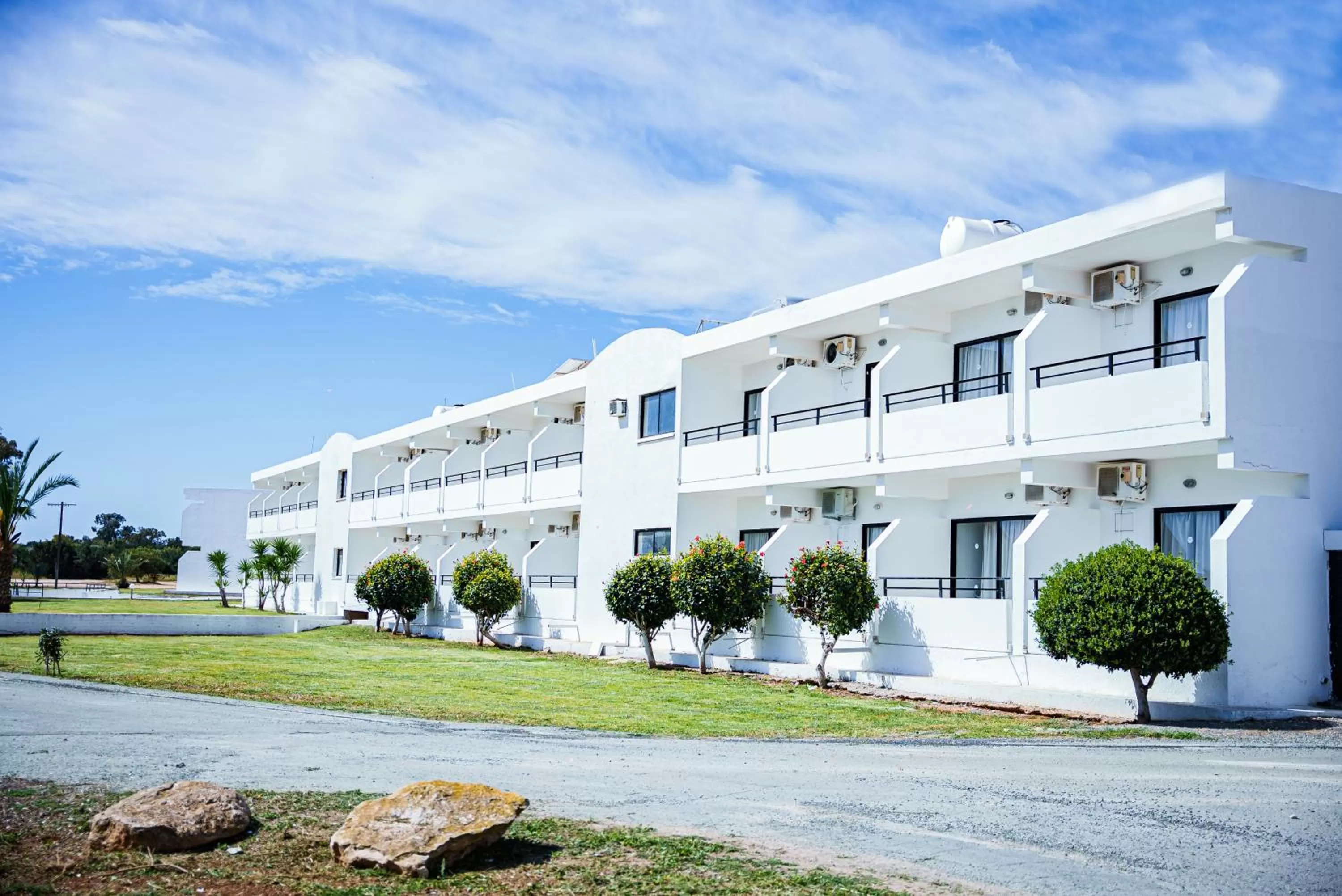 Property Building in Konnos Bay Gardens