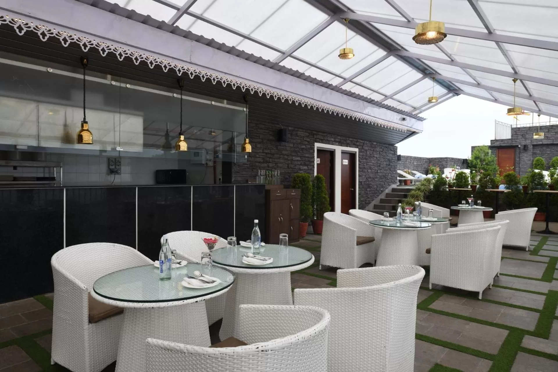 Ramada by Wyndham Gangtok Hotel & Casino Golden