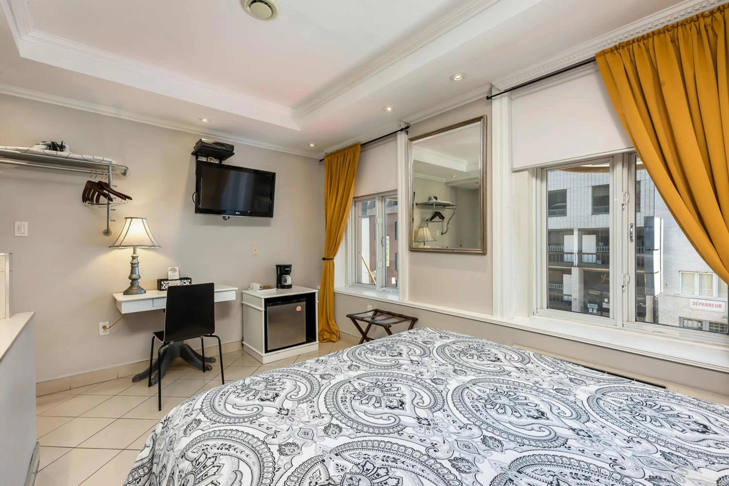 Bed in Samesun Montreal Hotel & Hostel