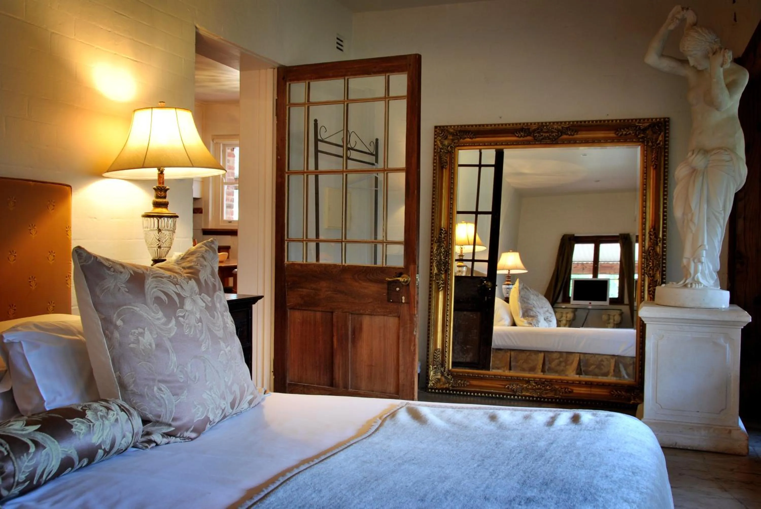 Bed in Jacobs Creek Retreat - Barossa Valley