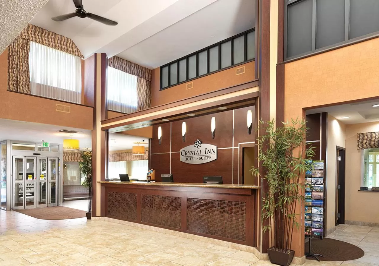 Lobby or reception in Crystal Inn Hotel & Suites - Salt Lake City