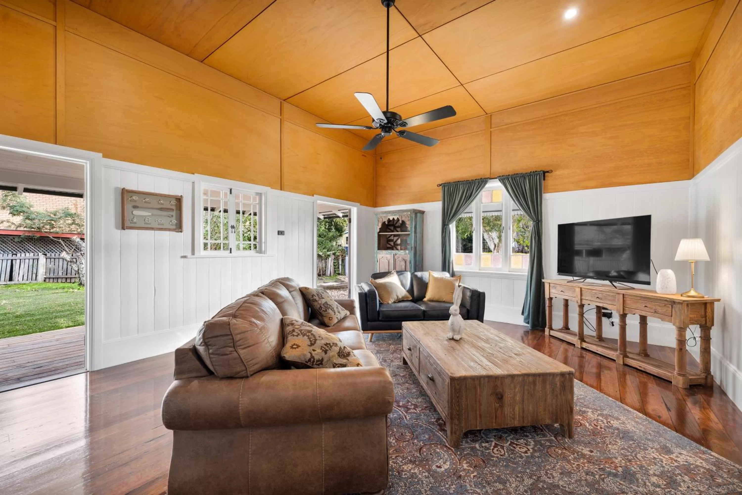 Living room, Seating Area in The Bank House Ulmarra