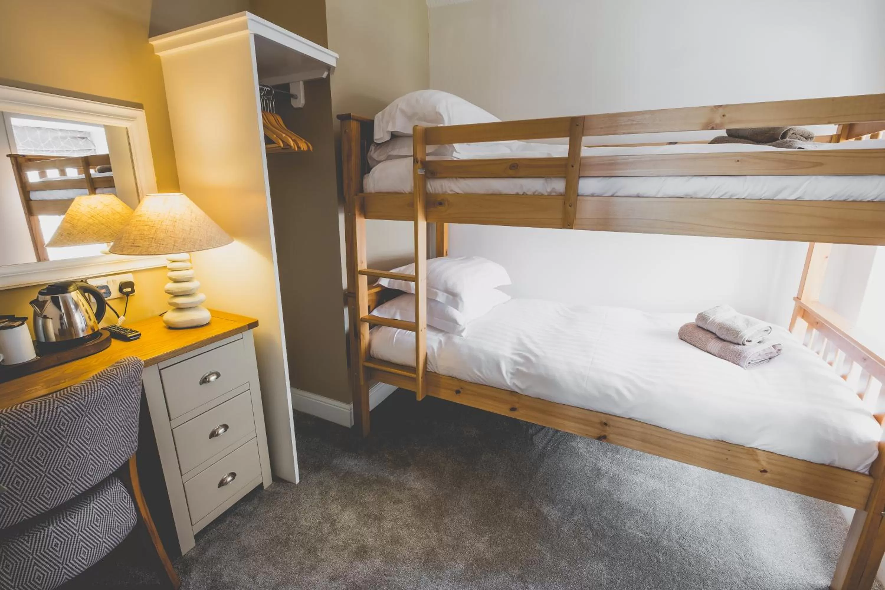 Bunk Bed in Kings Arms