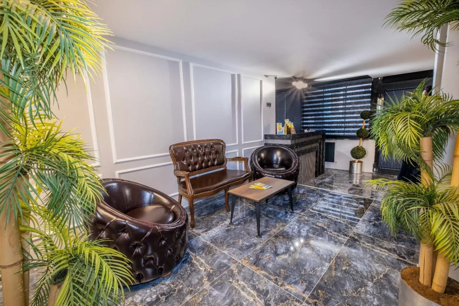 Seating area in The Queen Hotel