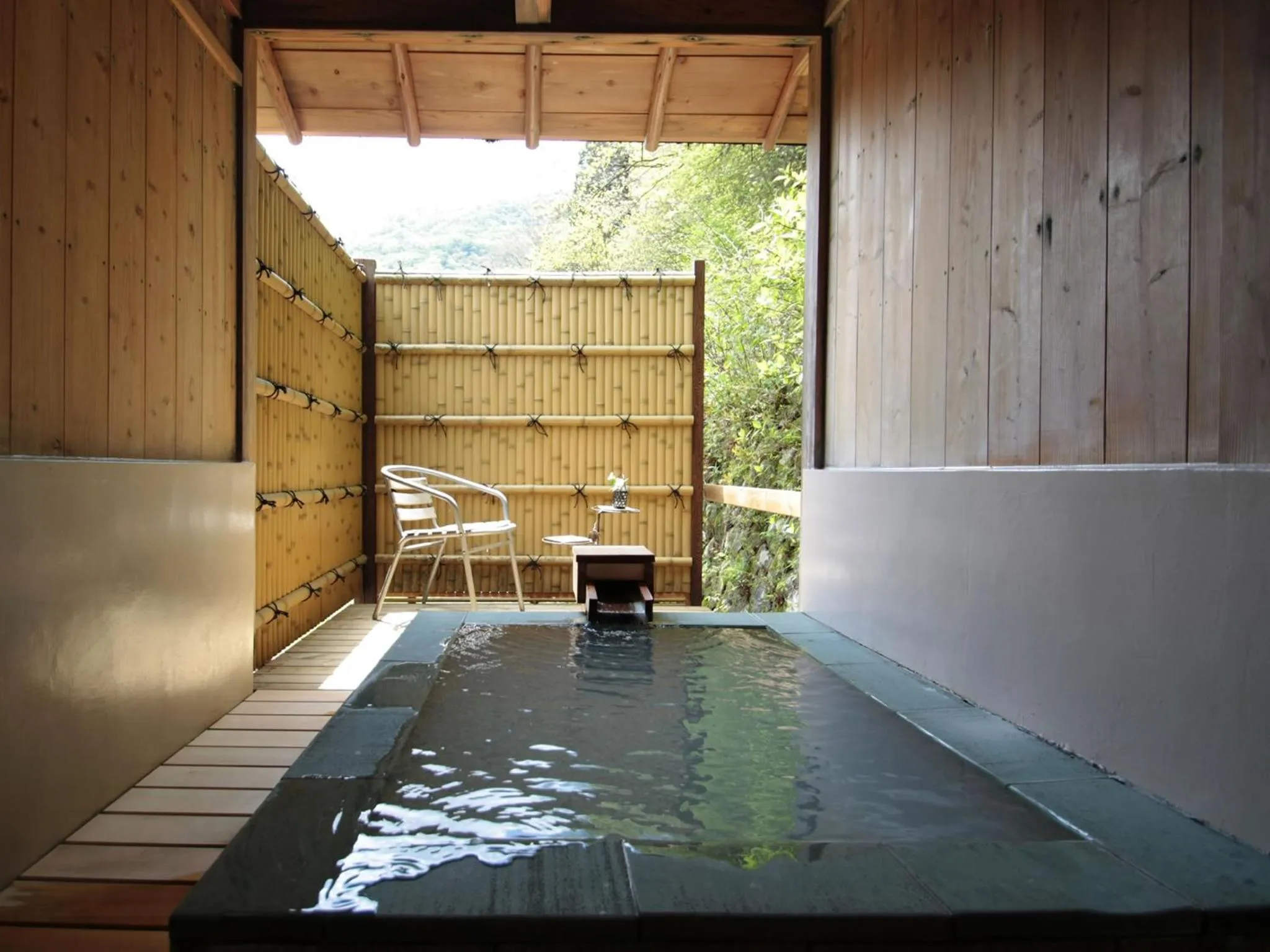 Hot Spring Bath in Kinokuniya Ryokan