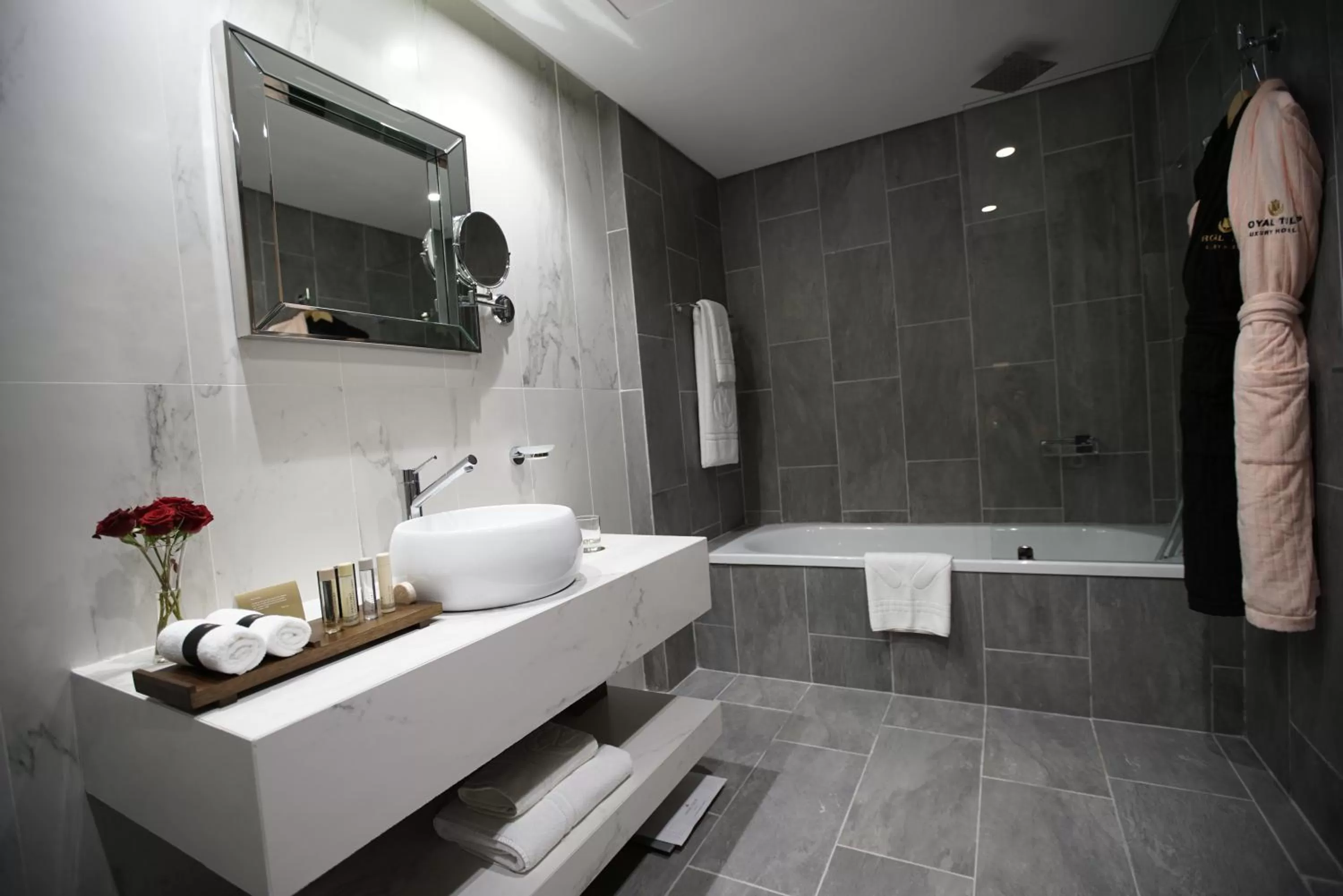 Bathroom in Royal Tulip Achrafieh