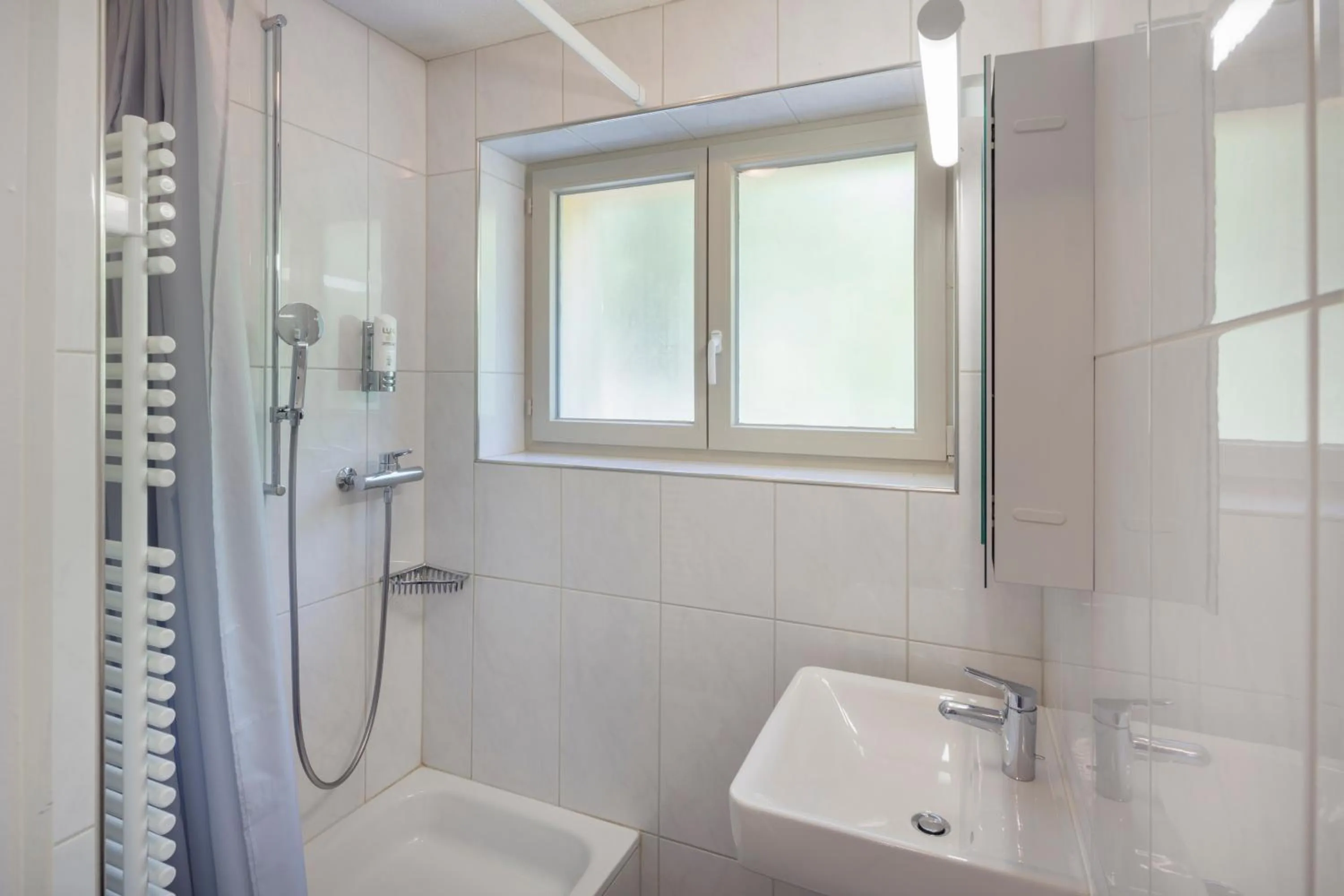 Bathroom in Crans-Montana Youth Hostel