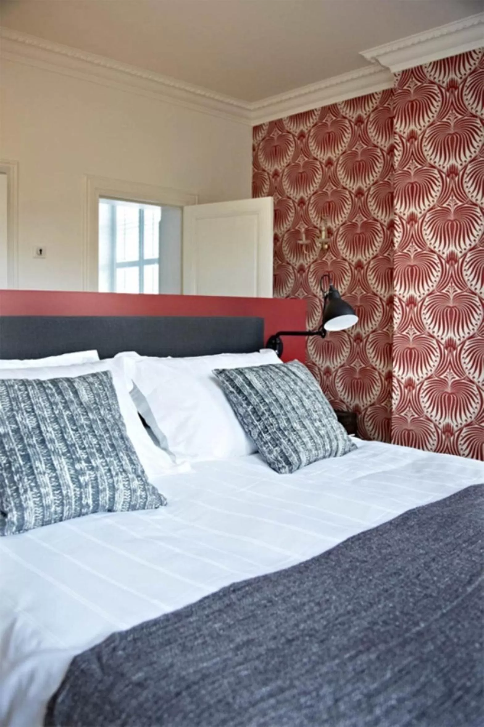 Bed in Villa Adélaïde