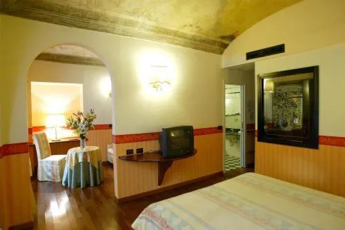 Photo of the whole room, Bed in Hotel Due Mondi