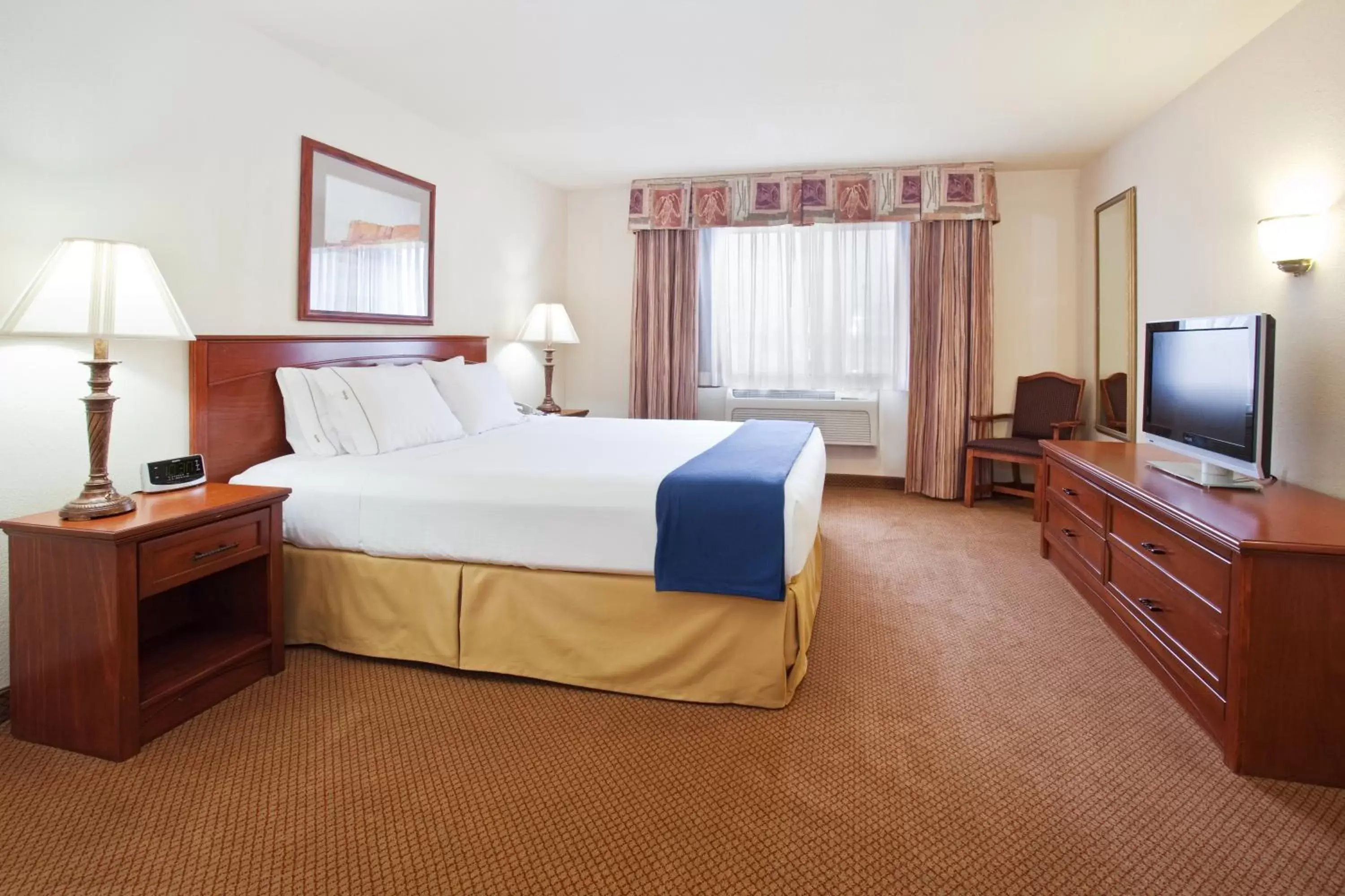 Holiday Inn Express & Suites Farmington Bloomfield by IHG Holiday Inn Express & Suites Farmington Bloomfield by IHG