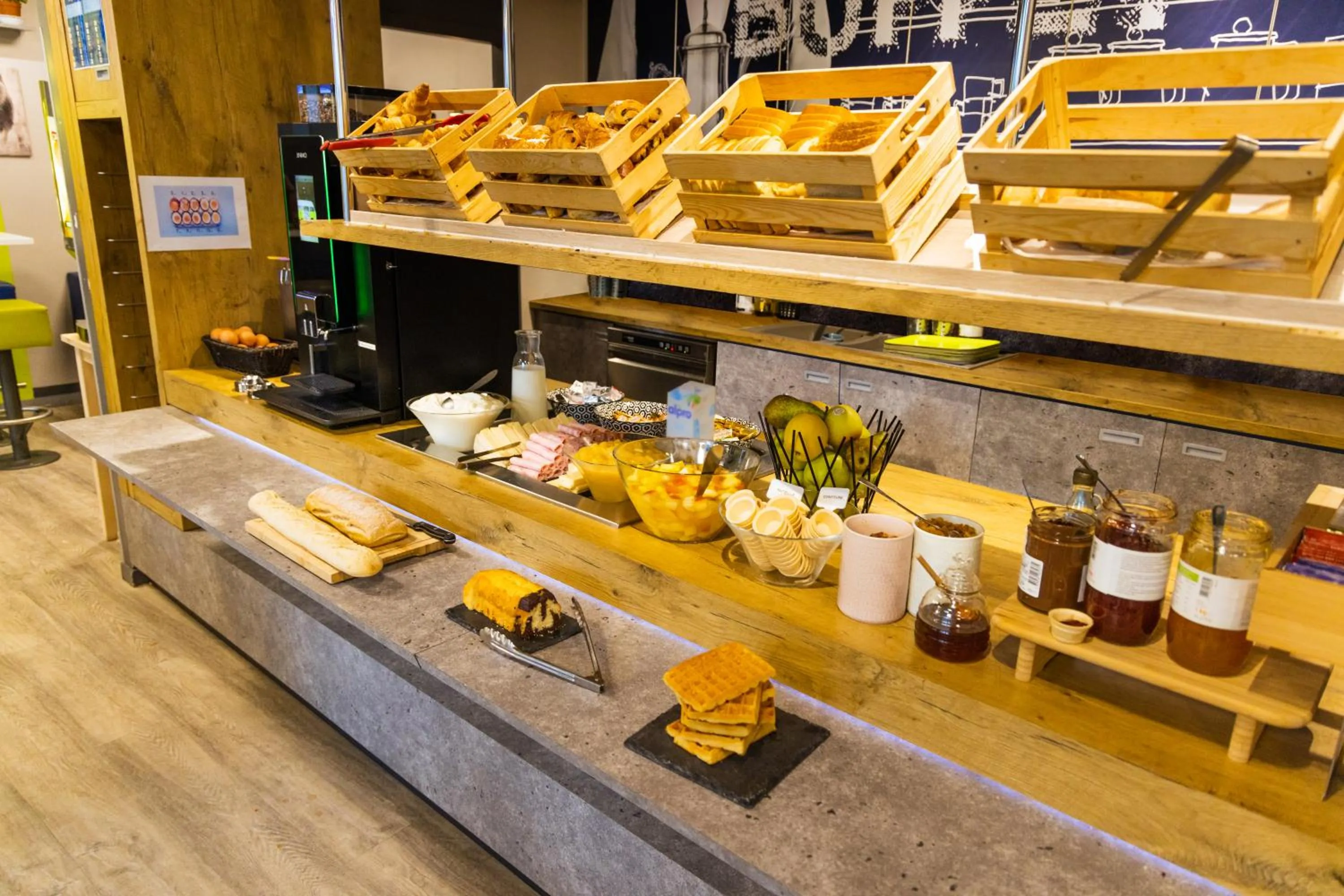 Breakfast in ibis budget Paris Porte de Vanves