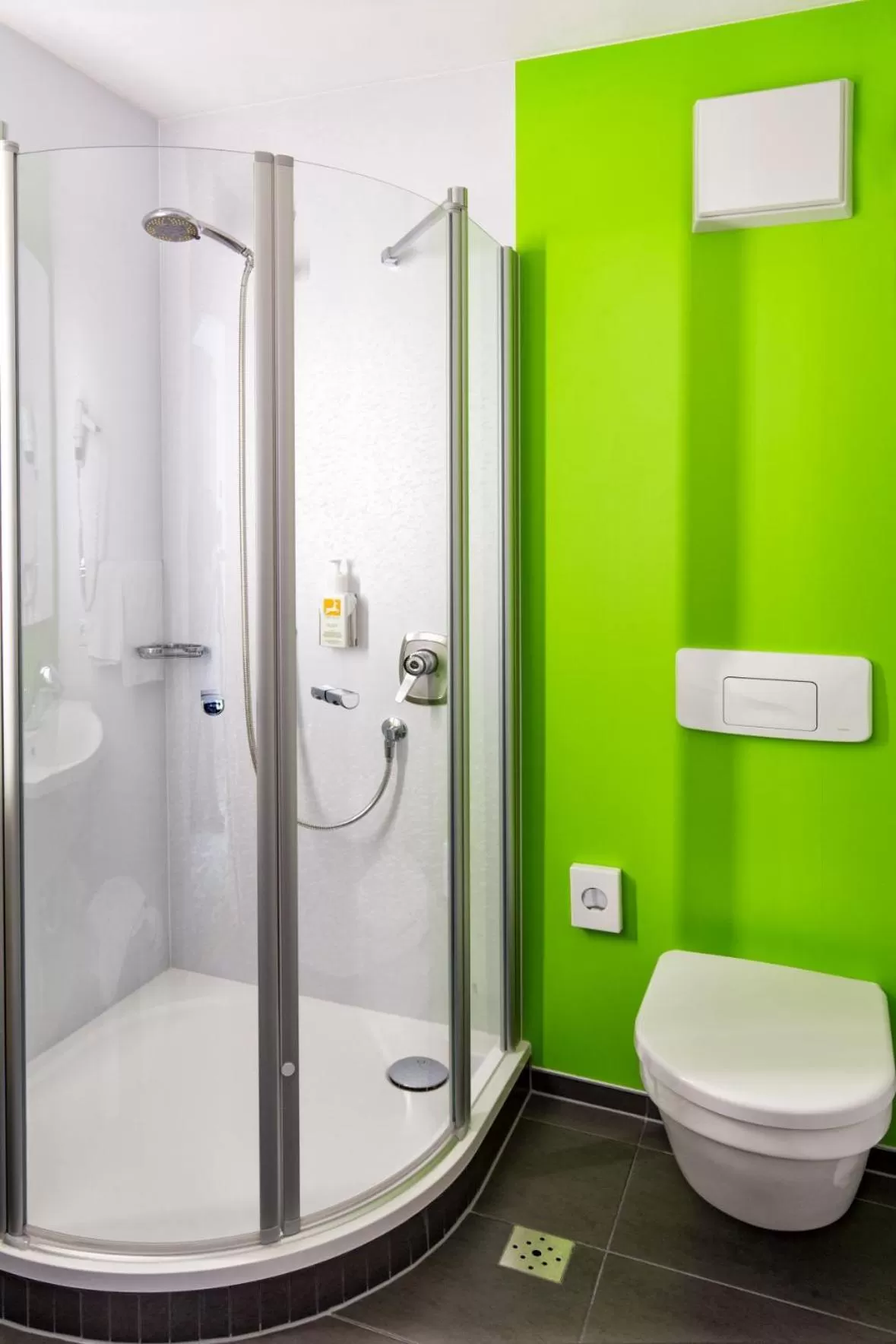 Bathroom in Akzent Hotel Restaurant Hirsch