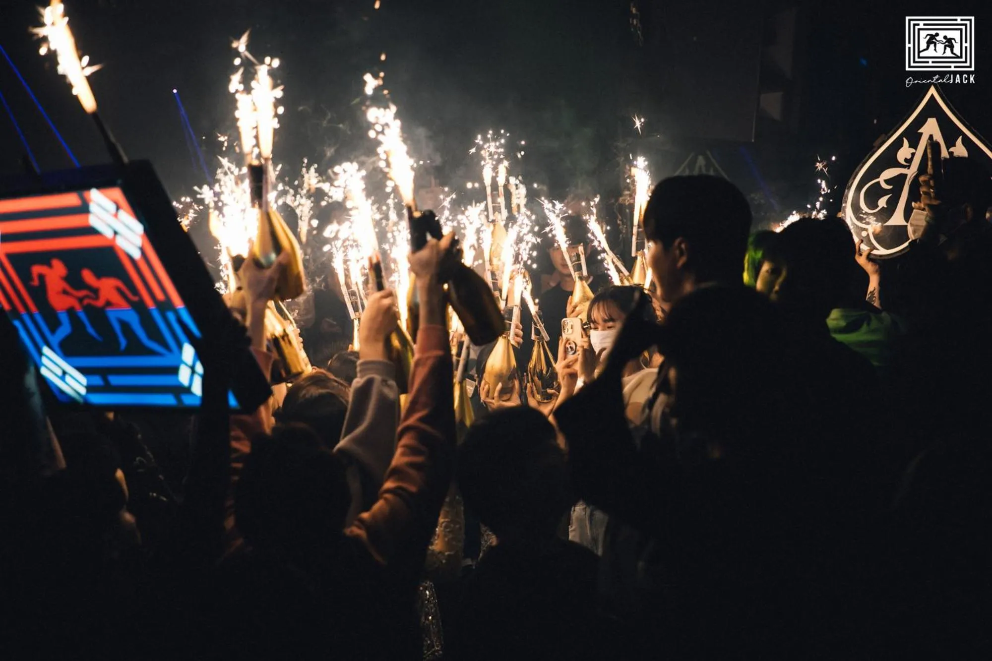 Nightclub / DJ in LEX Tourist Hotel