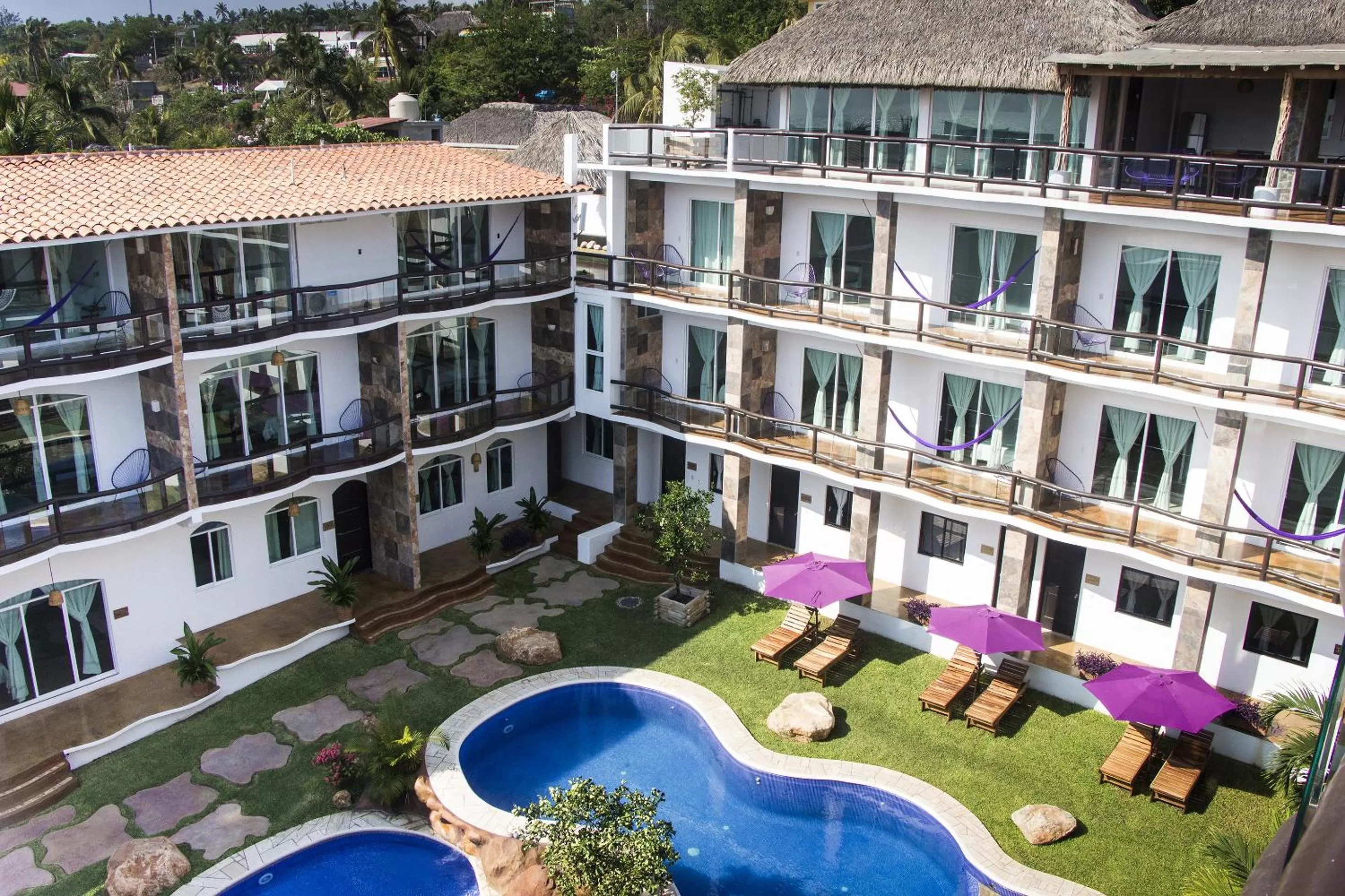 Swimming pool in Hotel Rockaway