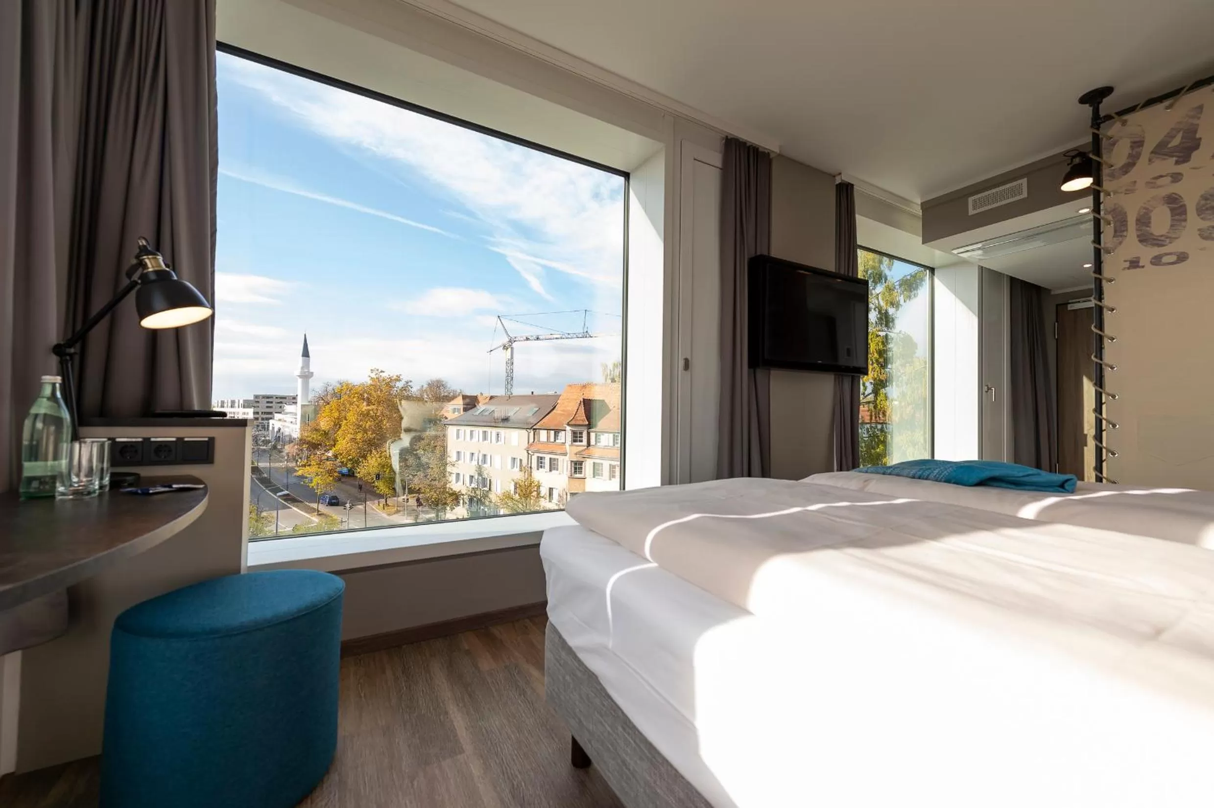 View (from property/room), Bed in HARBR Hotel Konstanz, a member of Radisson Individuals