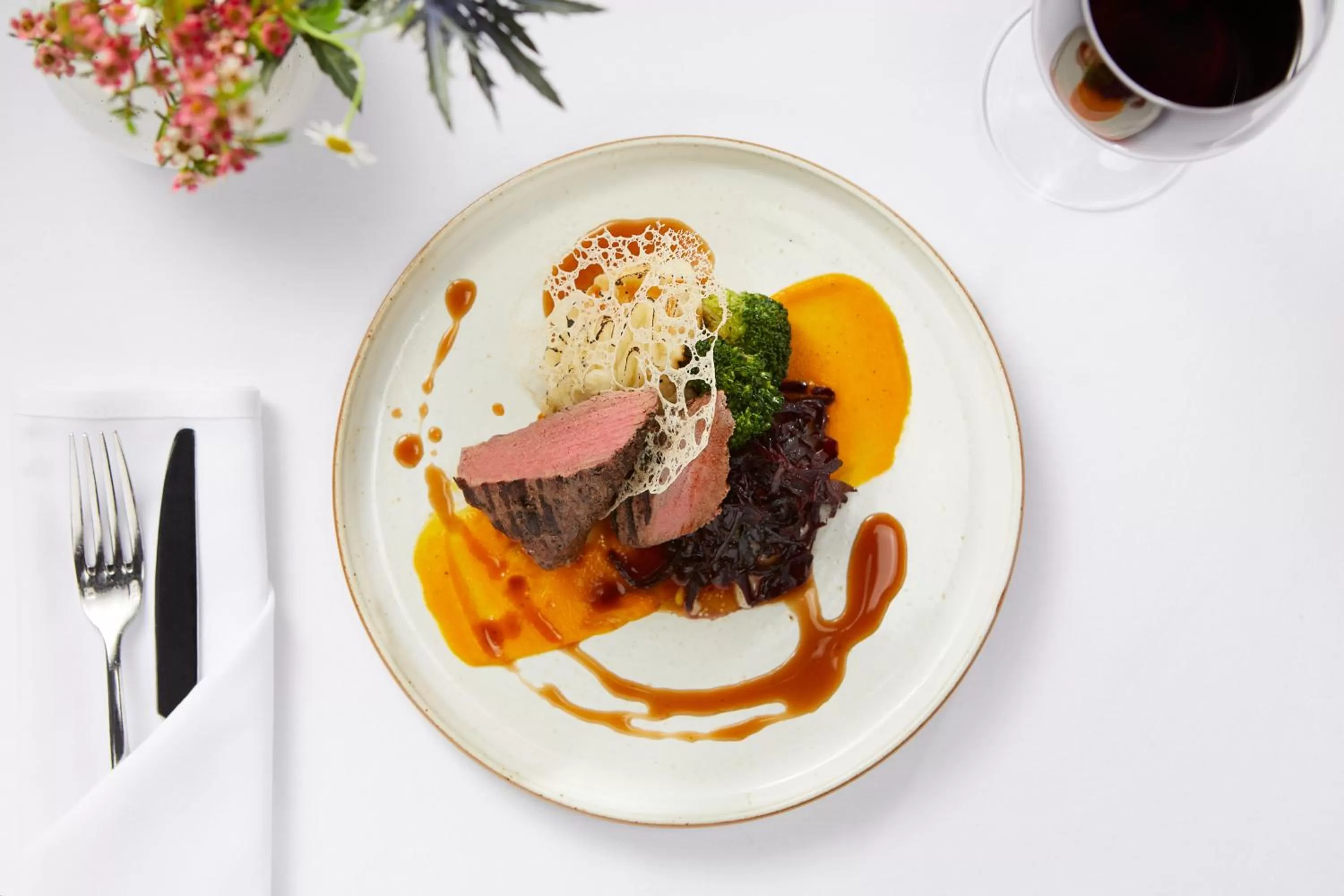 Restaurant/places to eat, Food in Macdonald Elmers Court Resort